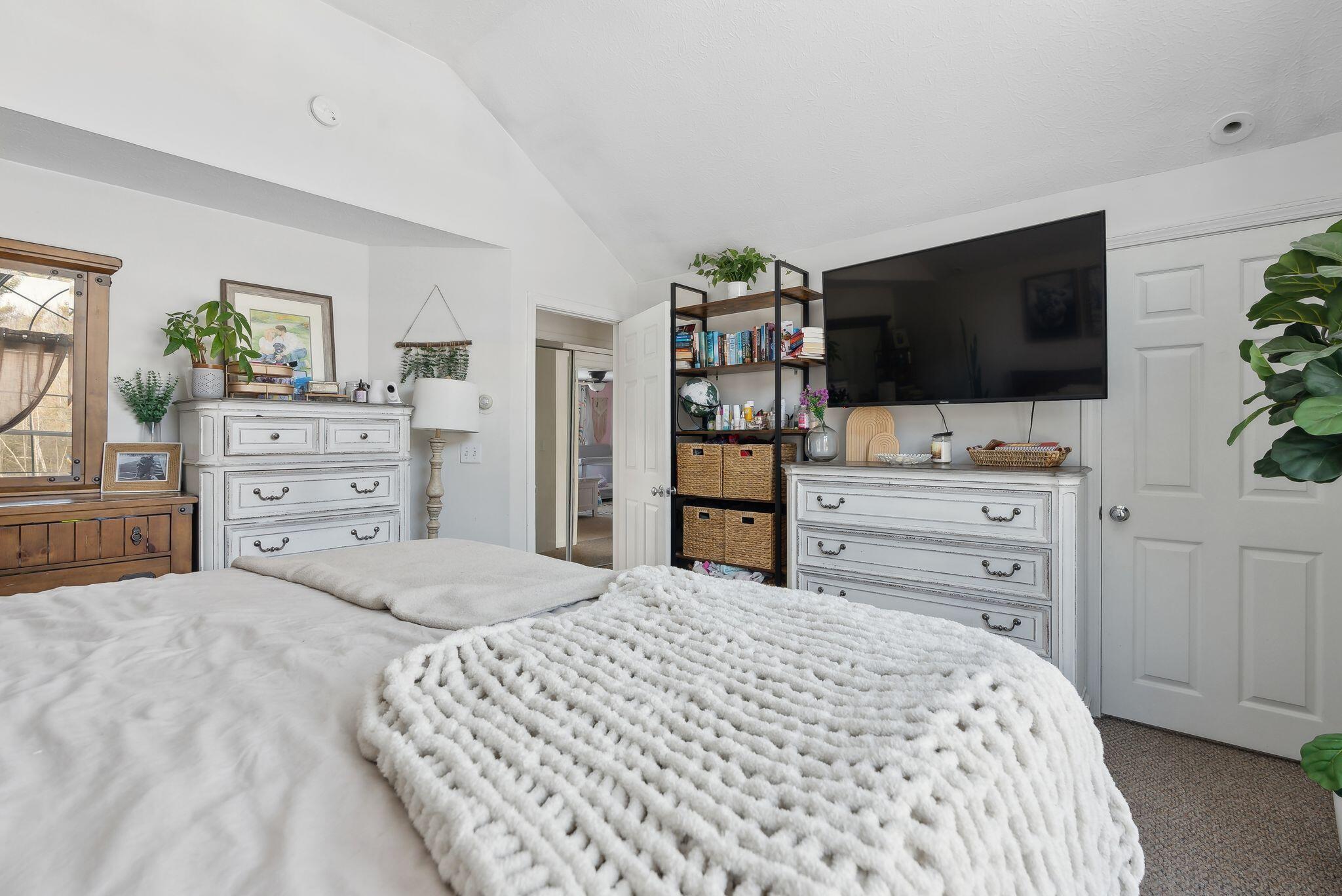 15 Pondview Road