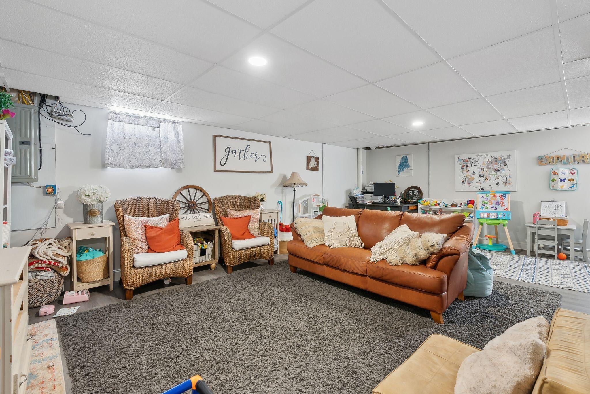 15 Pondview Road