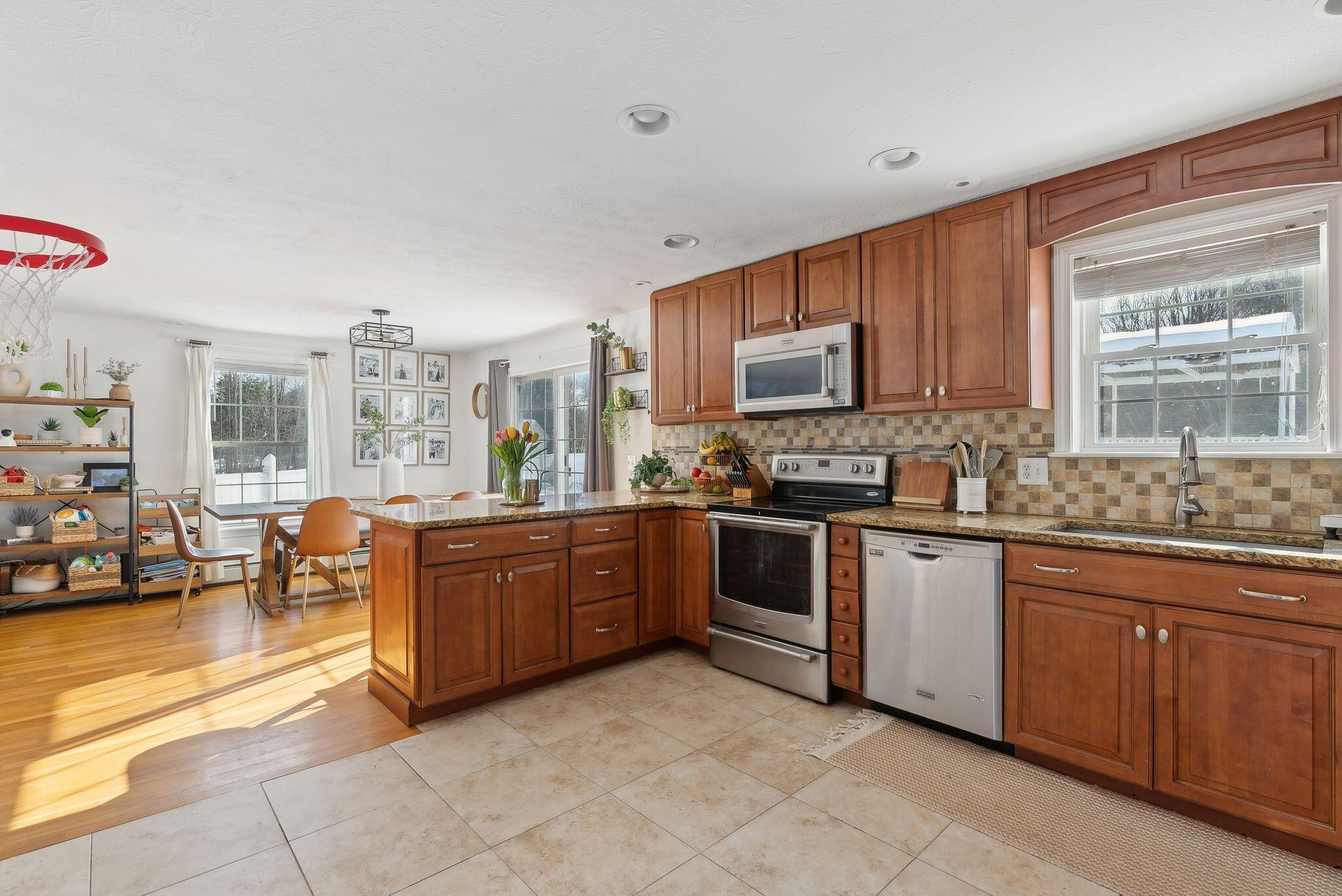 15 Pondview Road