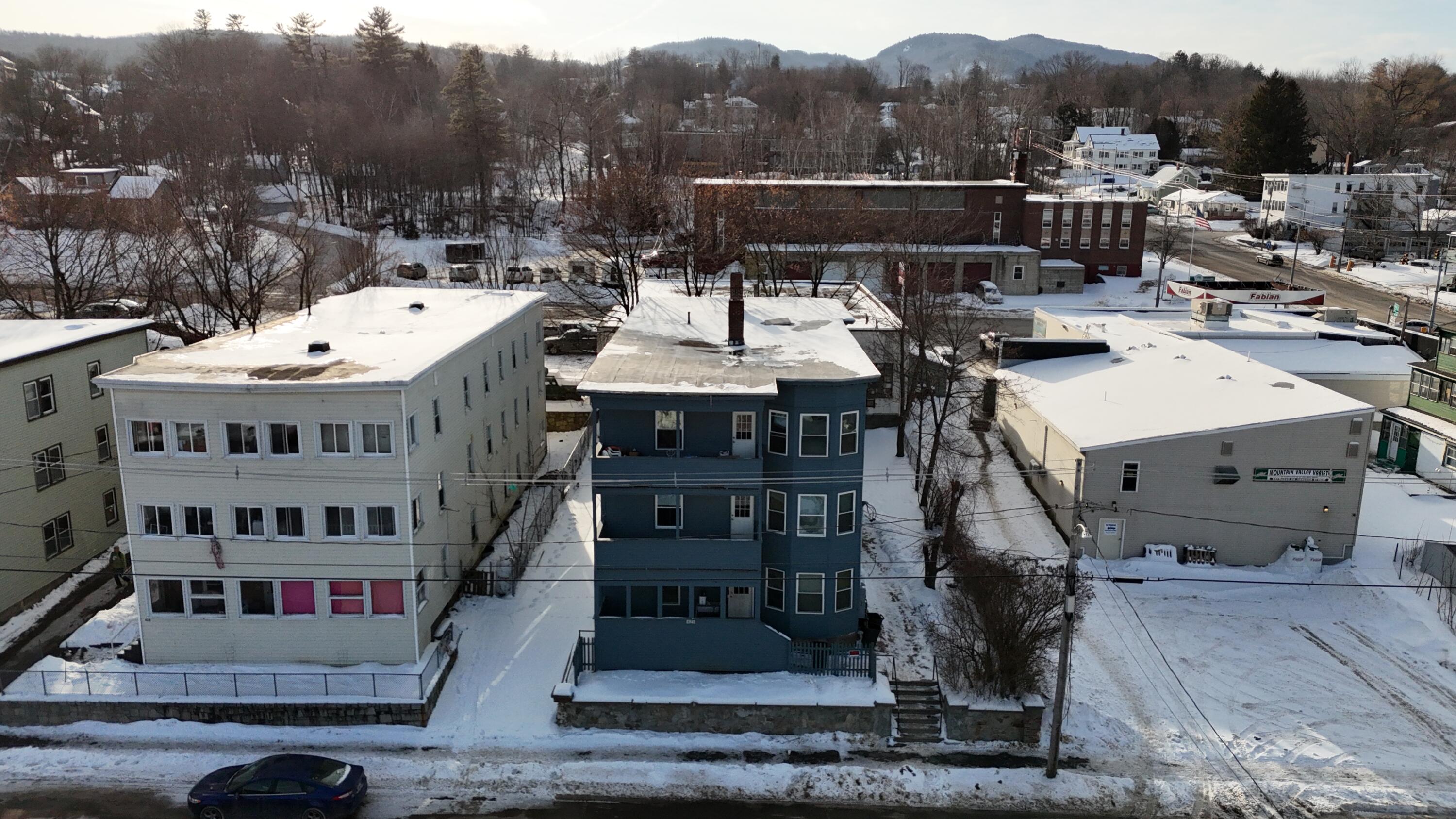 425 Waldo Street