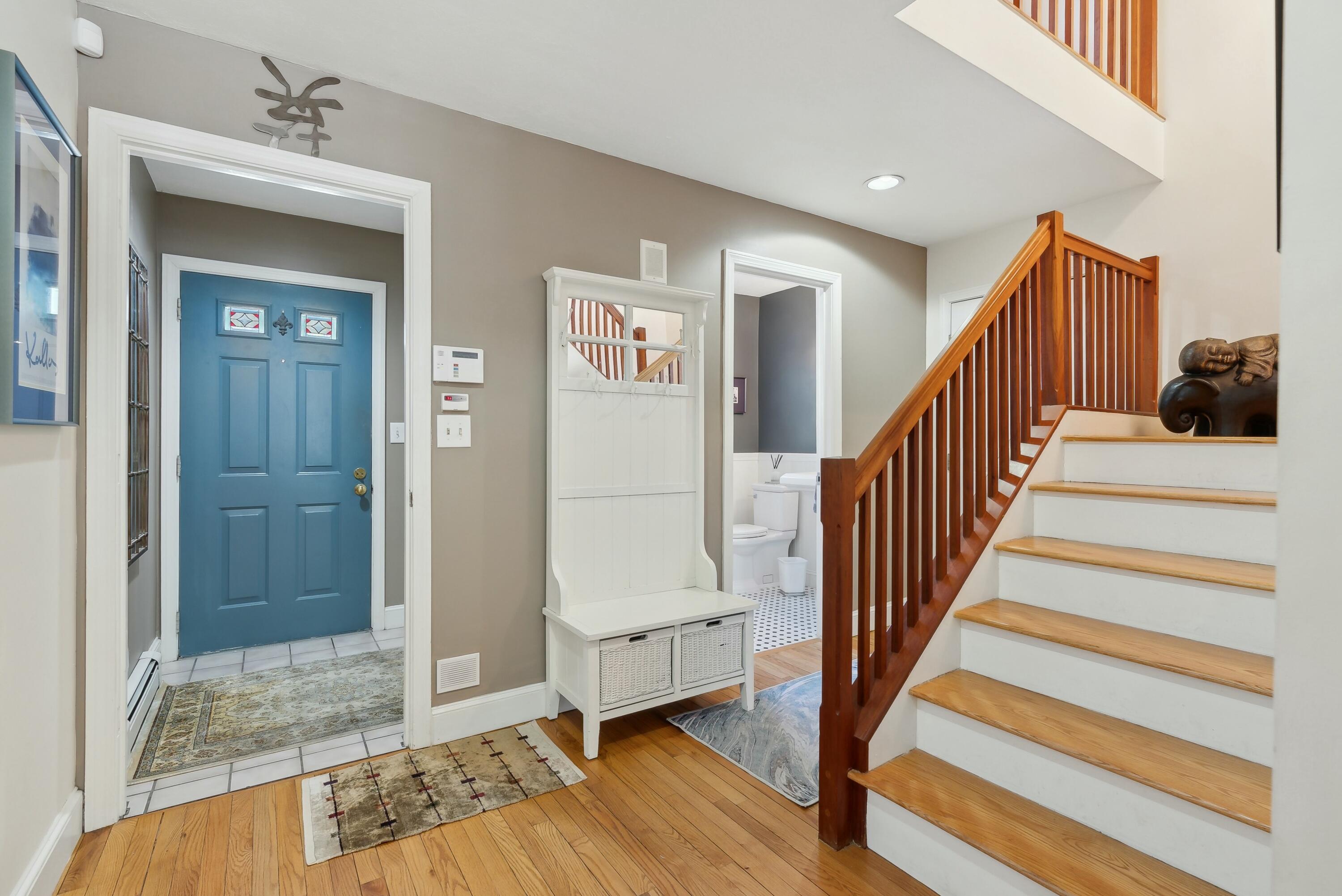 2 Lupine Court, 2