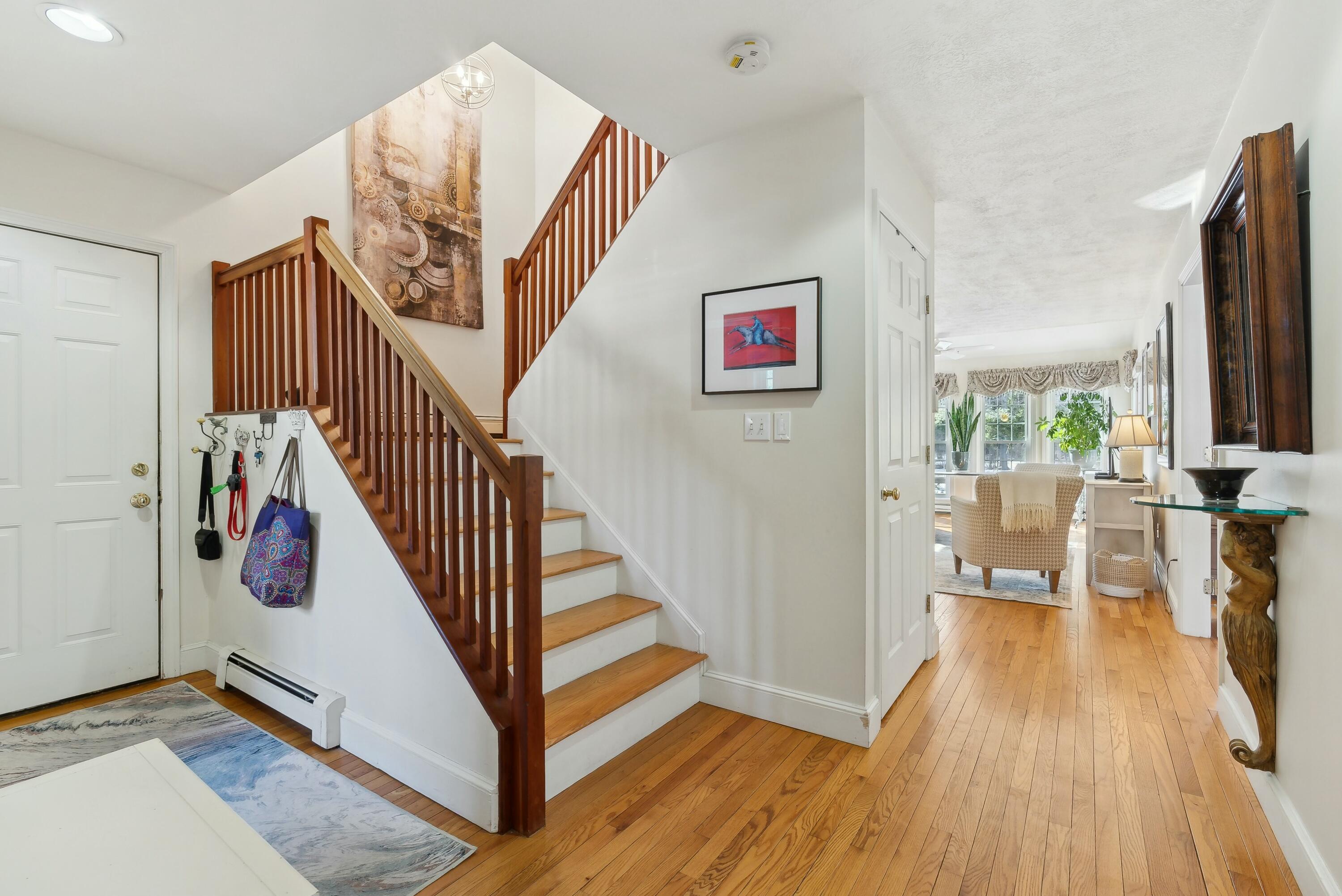 2 Lupine Court, 2