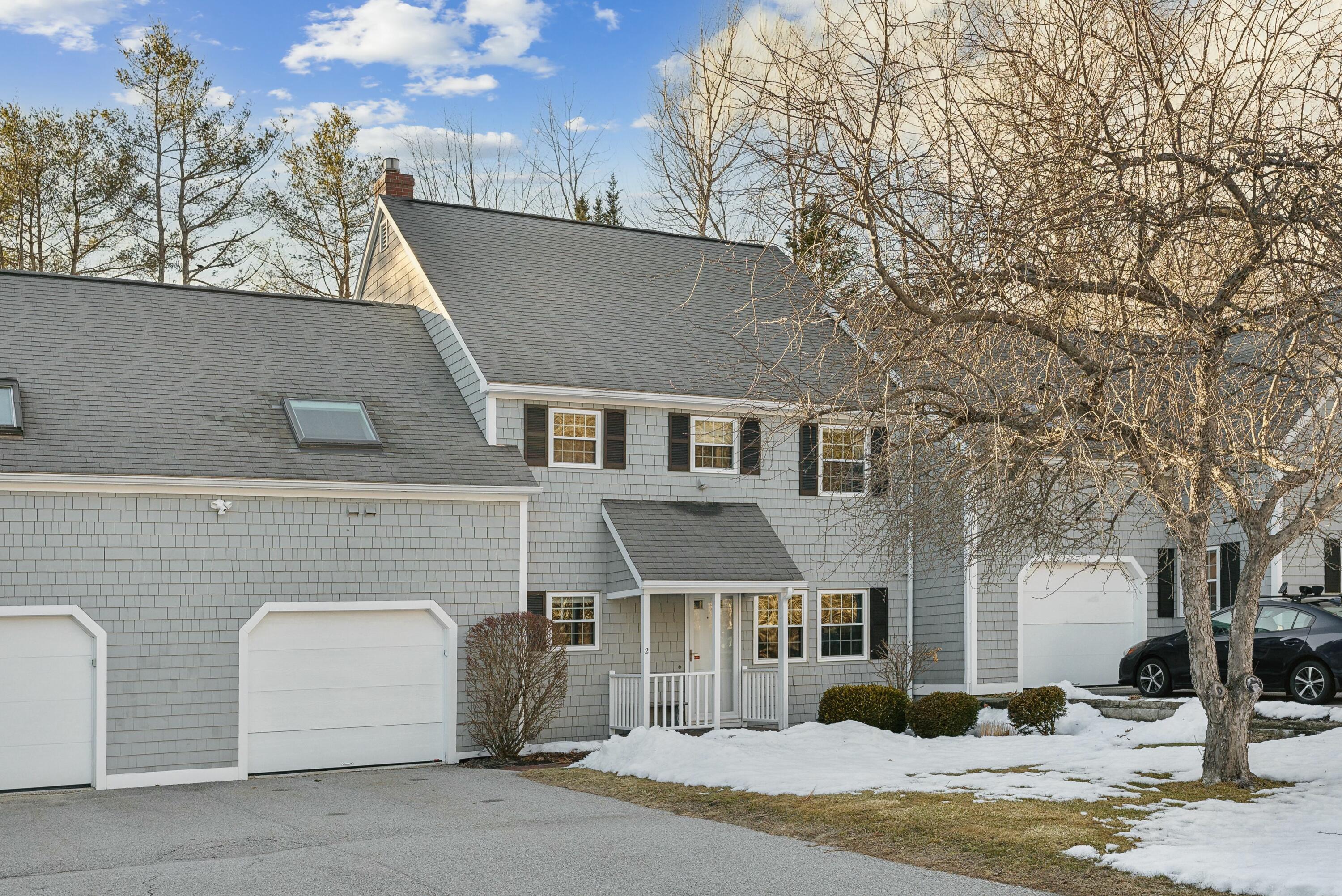 2 Lupine Court, 2