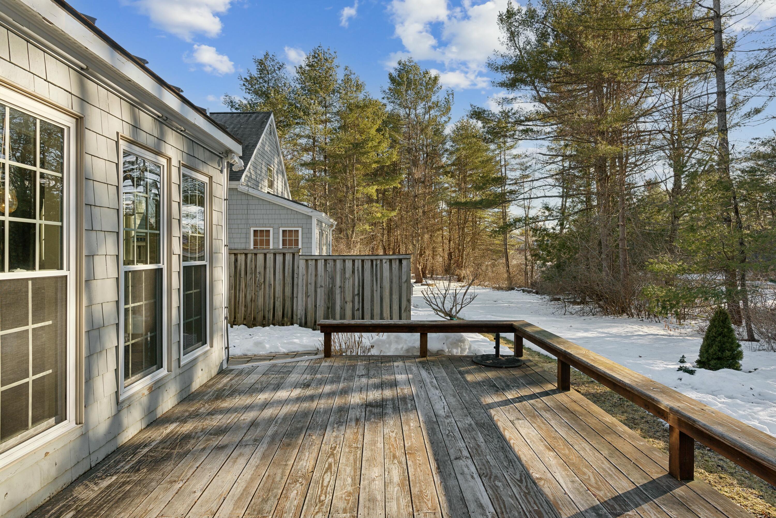 2 Lupine Court, 2