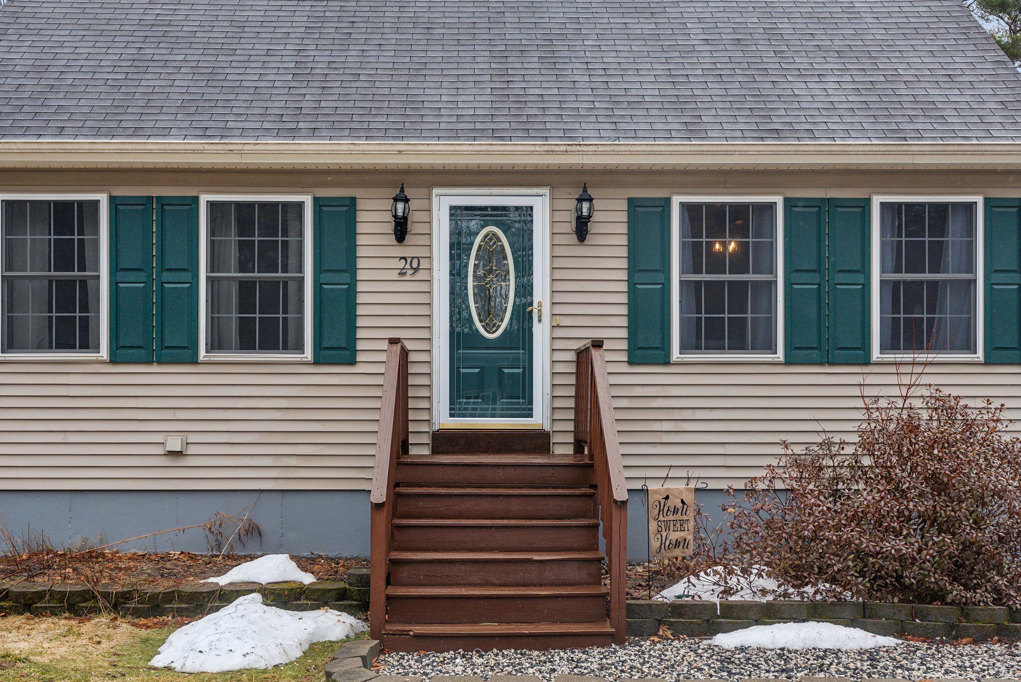 29 Rosemont Avenue