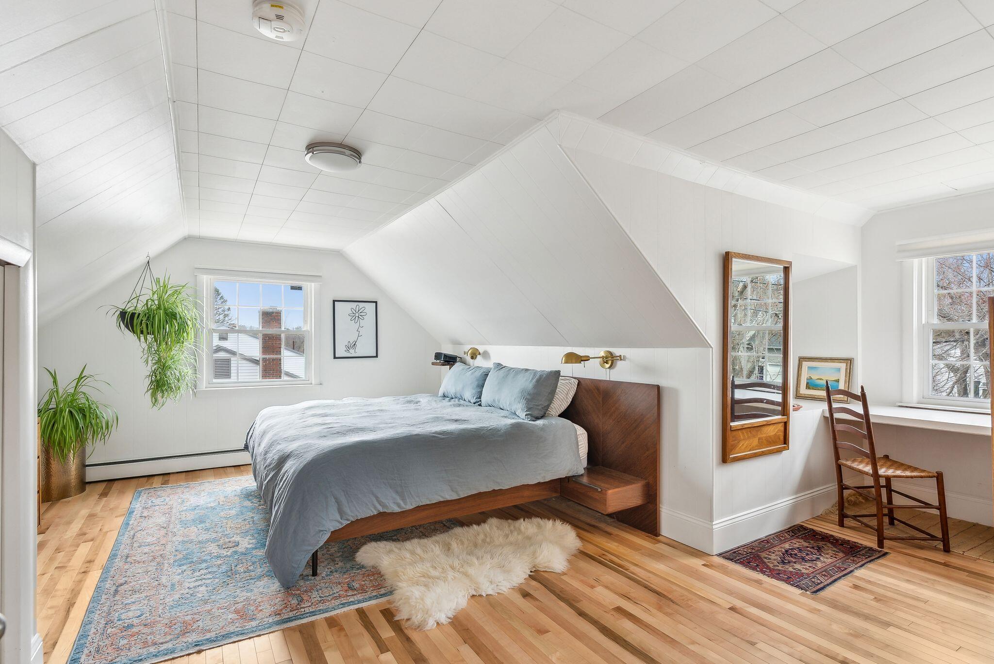 123 Wayside Road