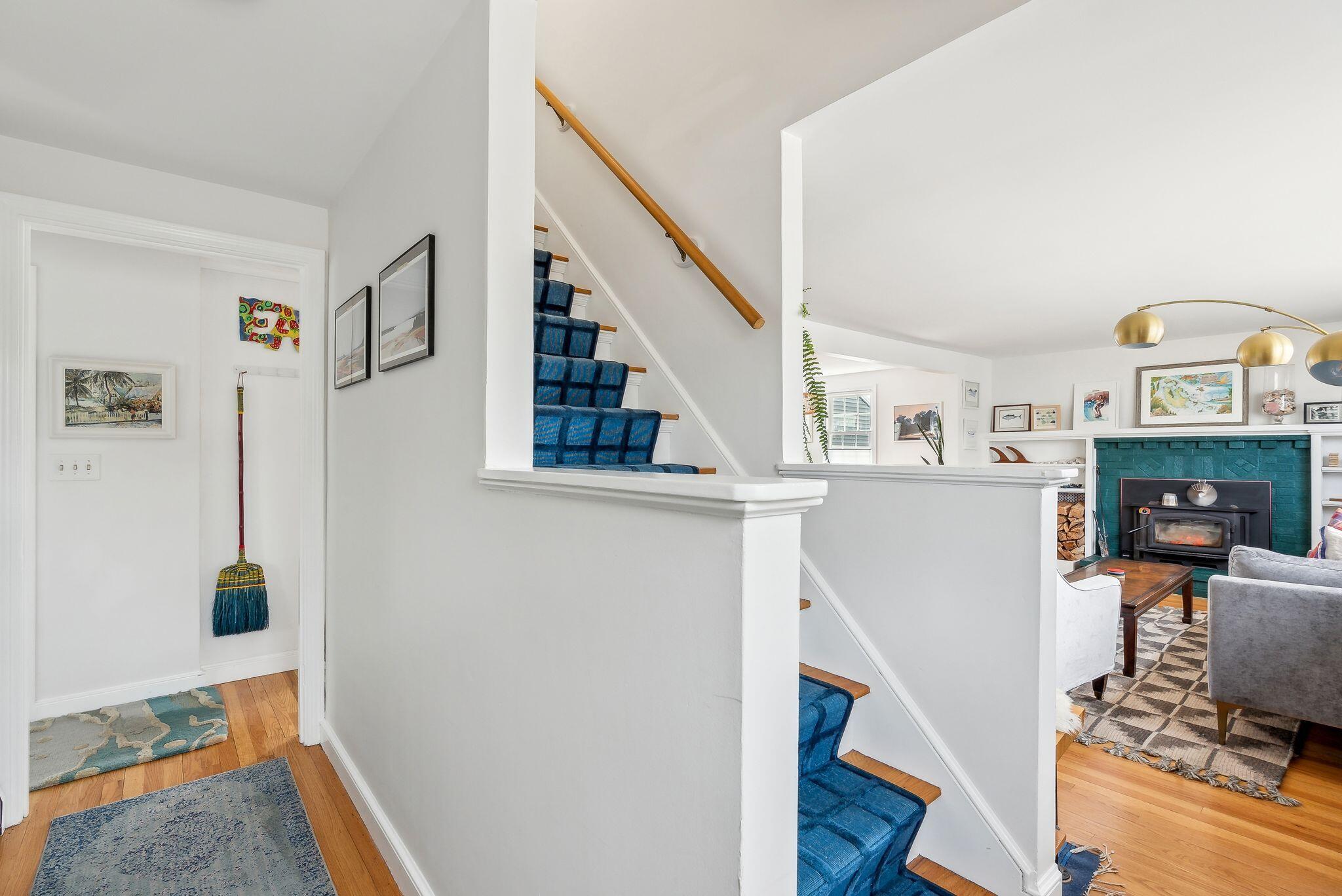123 Wayside Road
