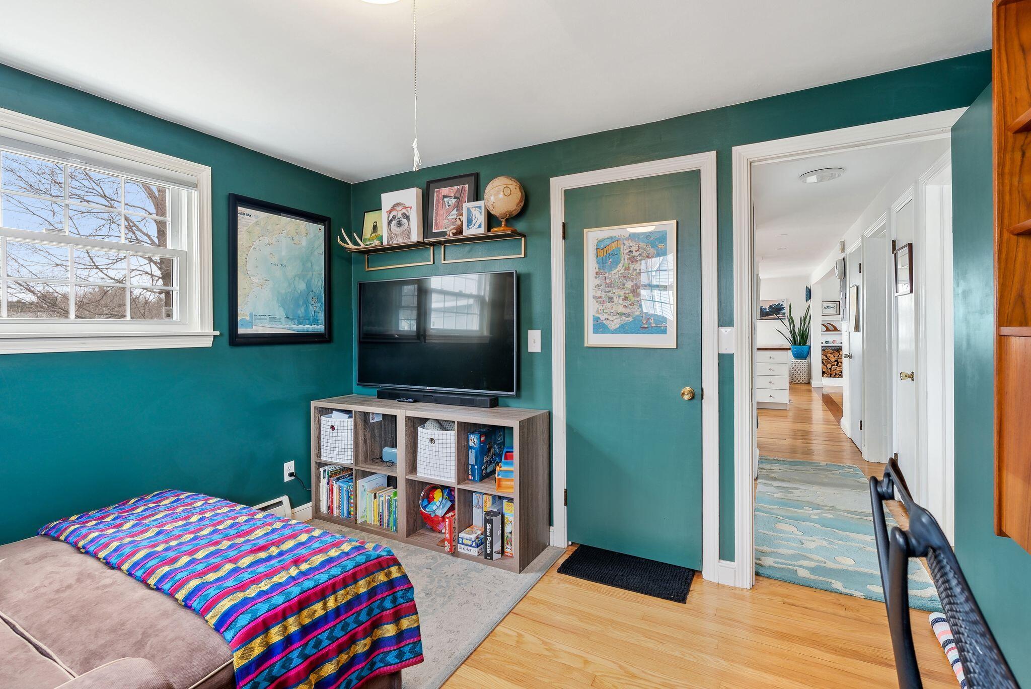 123 Wayside Road