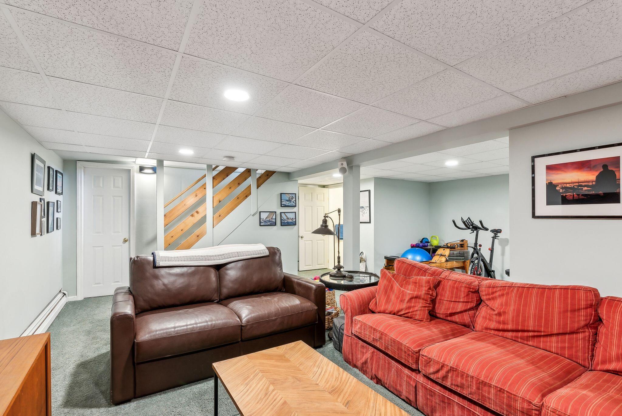 123 Wayside Road