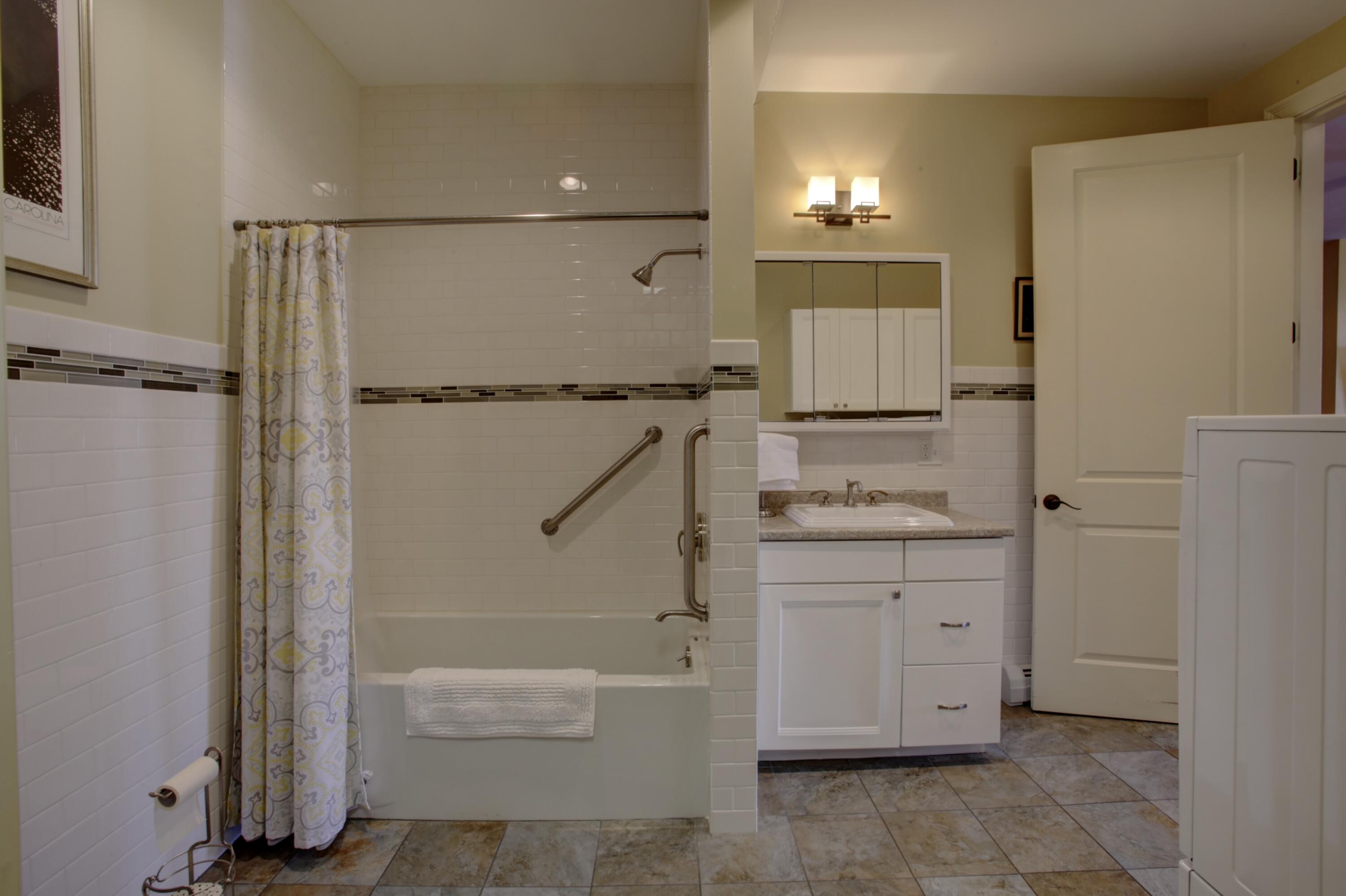 49 Lisbon Street, 3A, Lewiston Unit: 3A