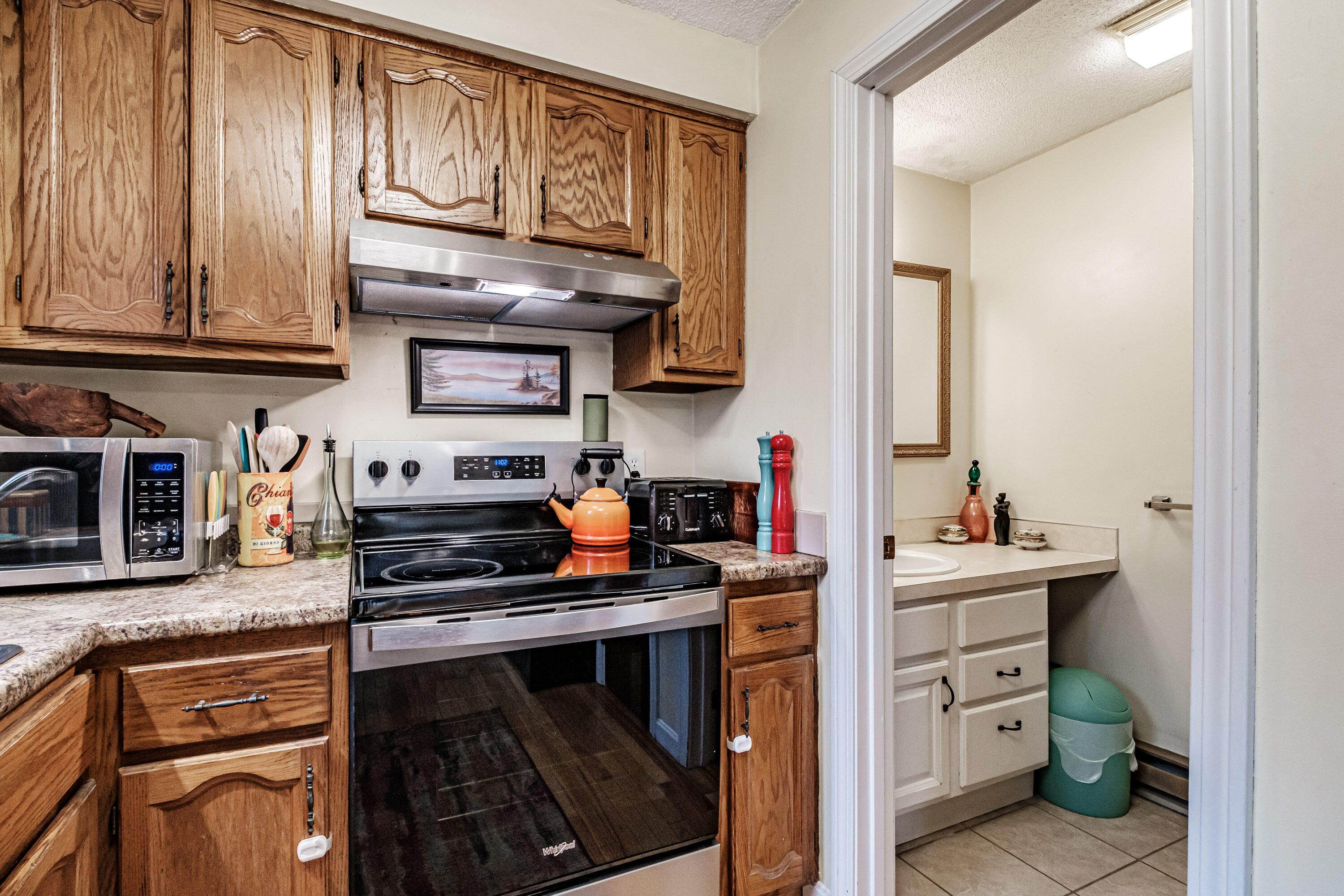 101 Northwood Drive, 101