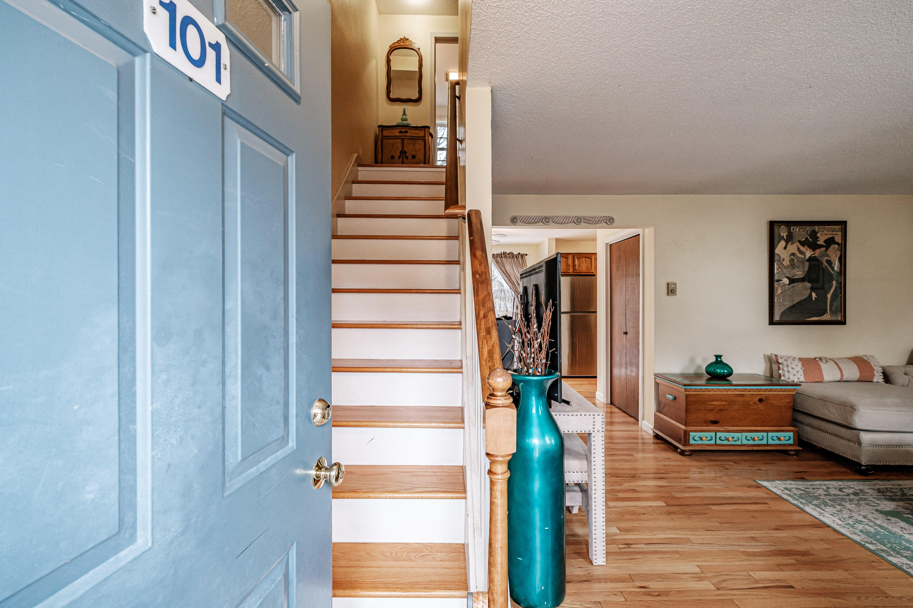 101 Northwood Drive, 101