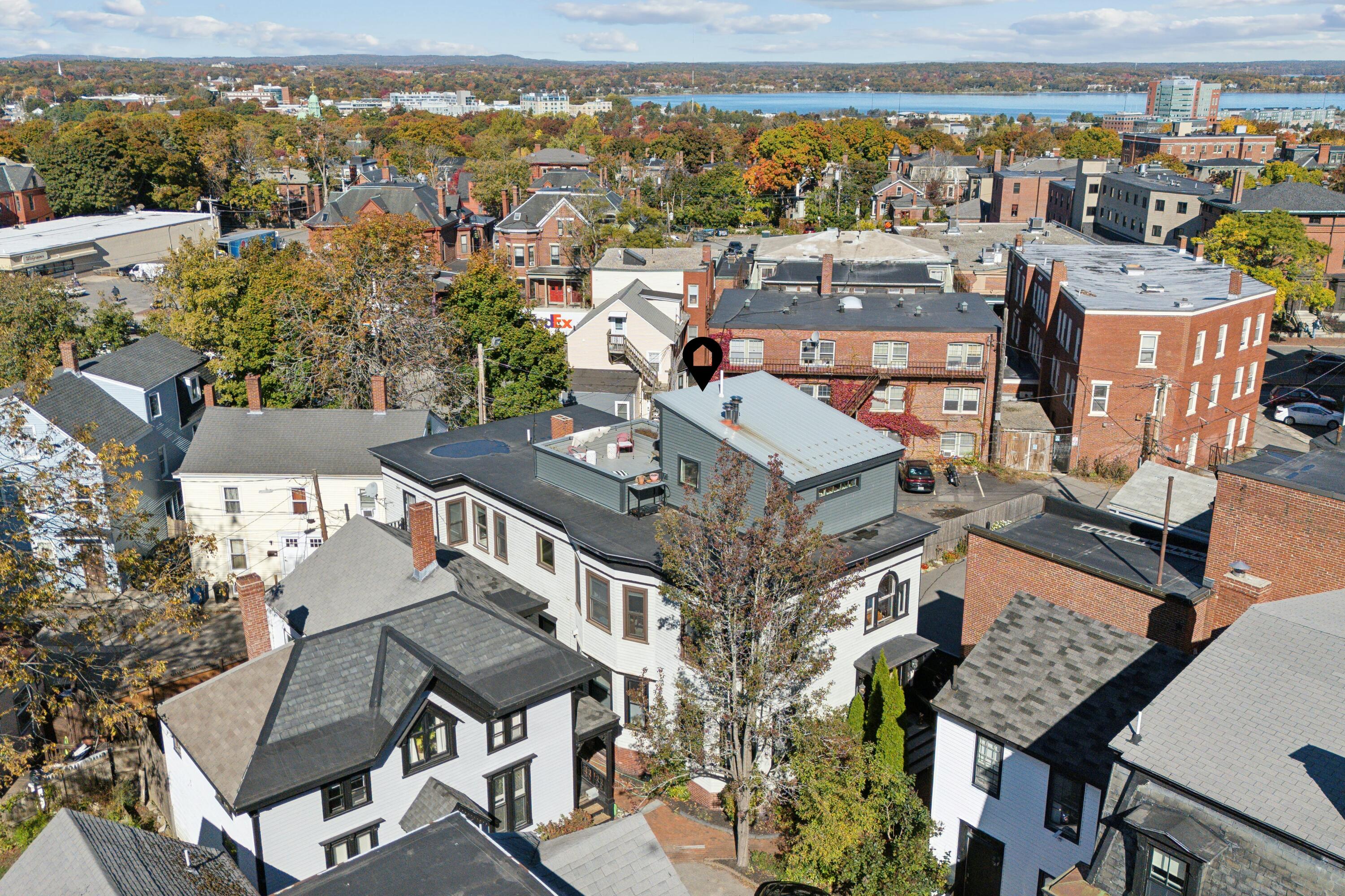 21 Pine Street, 2