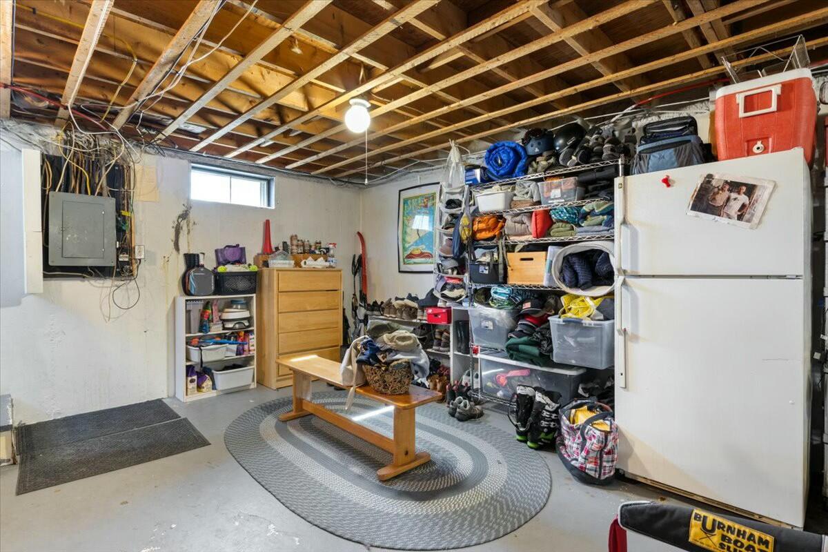 130 Dole Drive