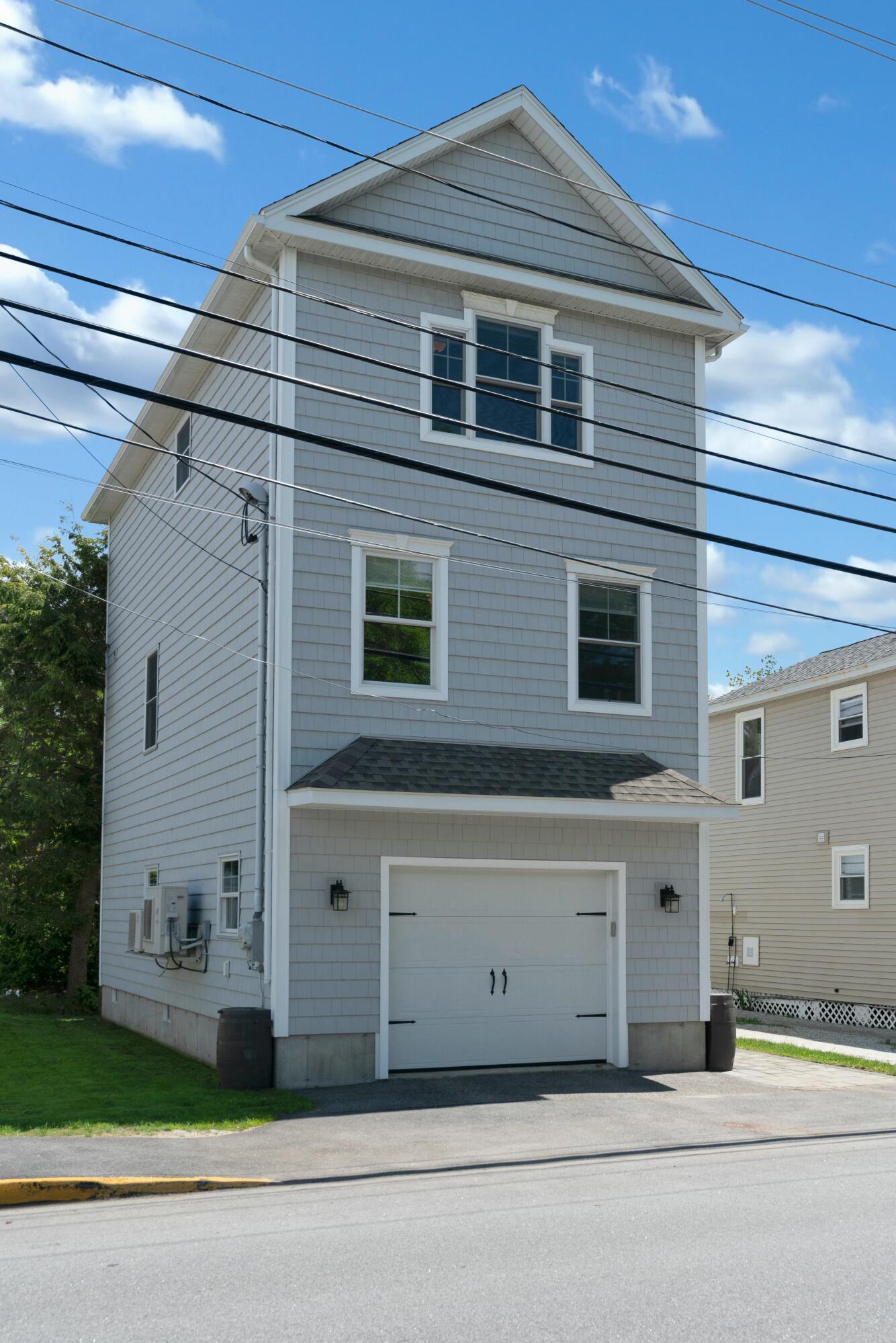 129 W West Grand Avenue
