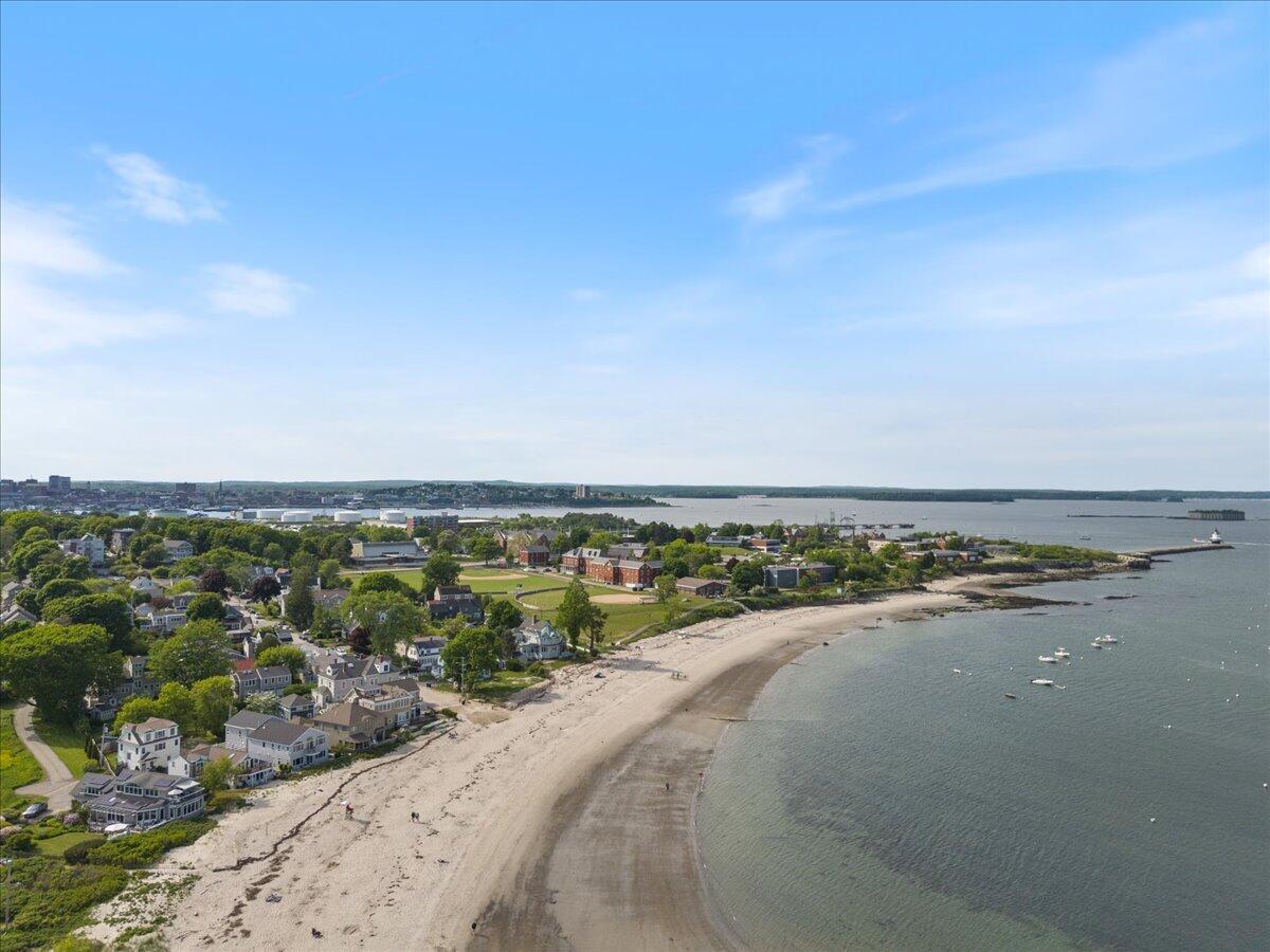 148 Breakwater Drive, 214