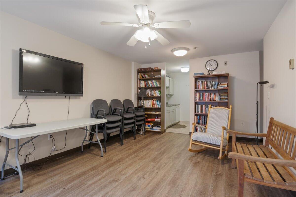 148 Breakwater Drive, 214