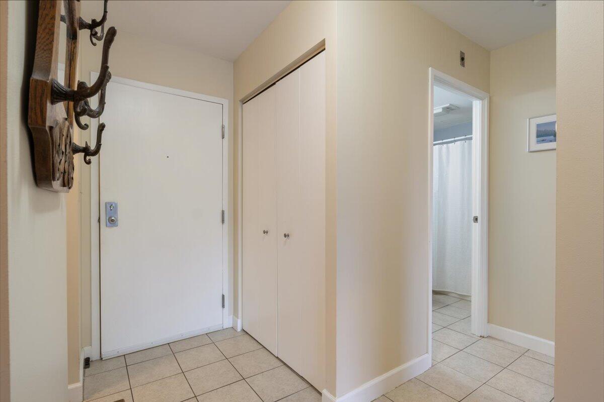 148 Breakwater Drive, 214