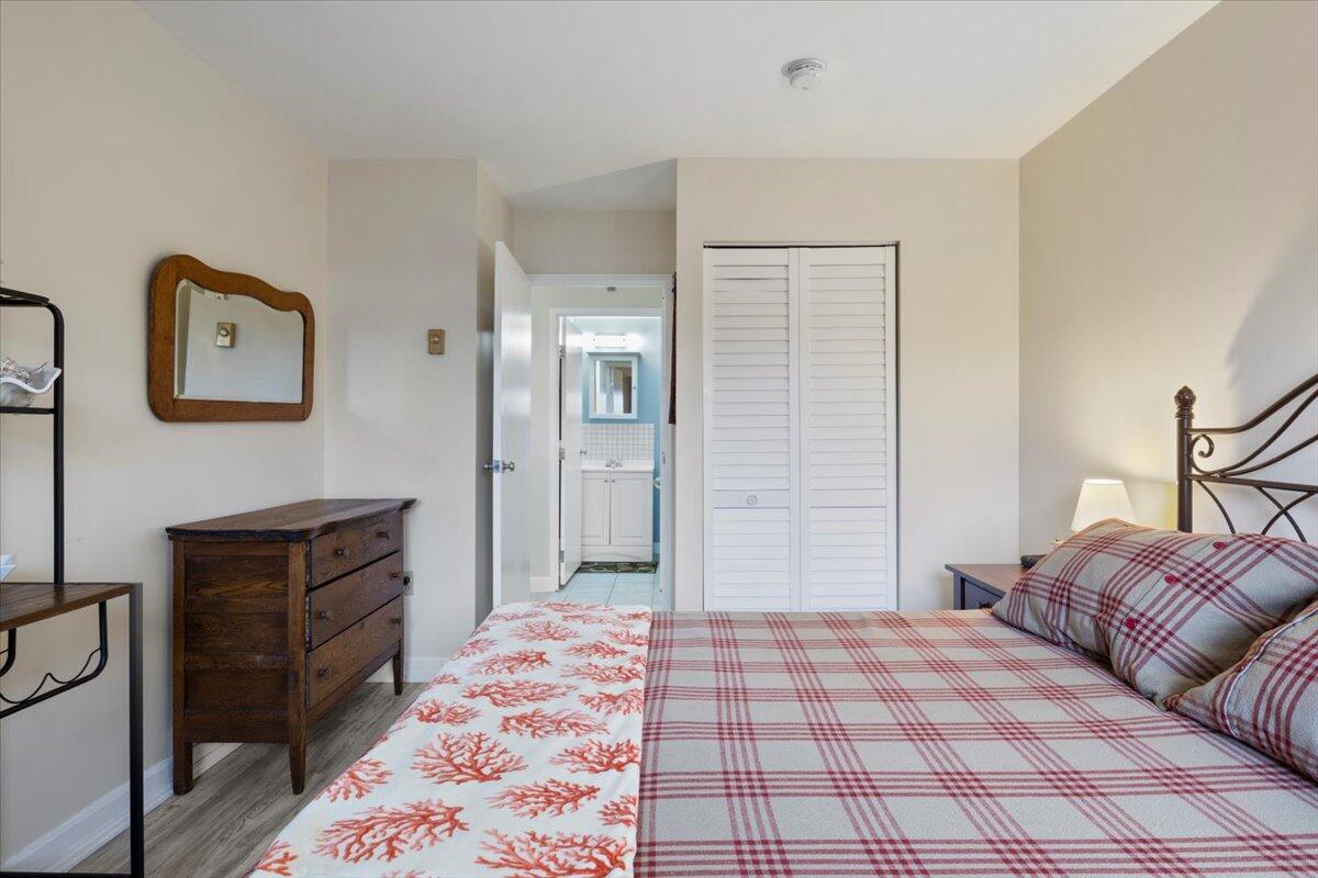 148 Breakwater Drive, 214