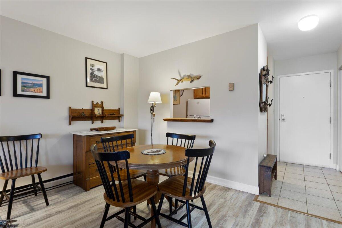 148 Breakwater Drive, 214