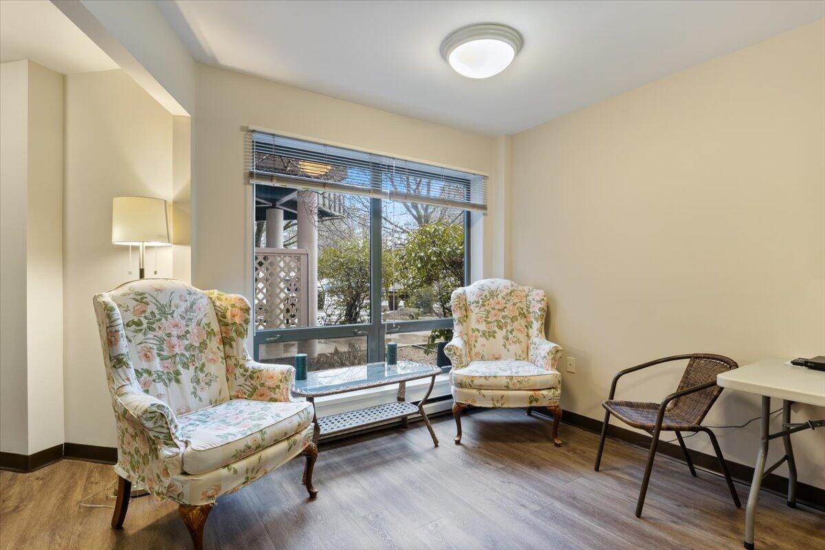 148 Breakwater Drive, 214