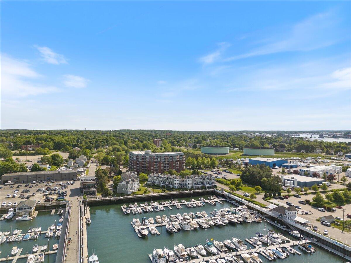 148 Breakwater Drive, 214