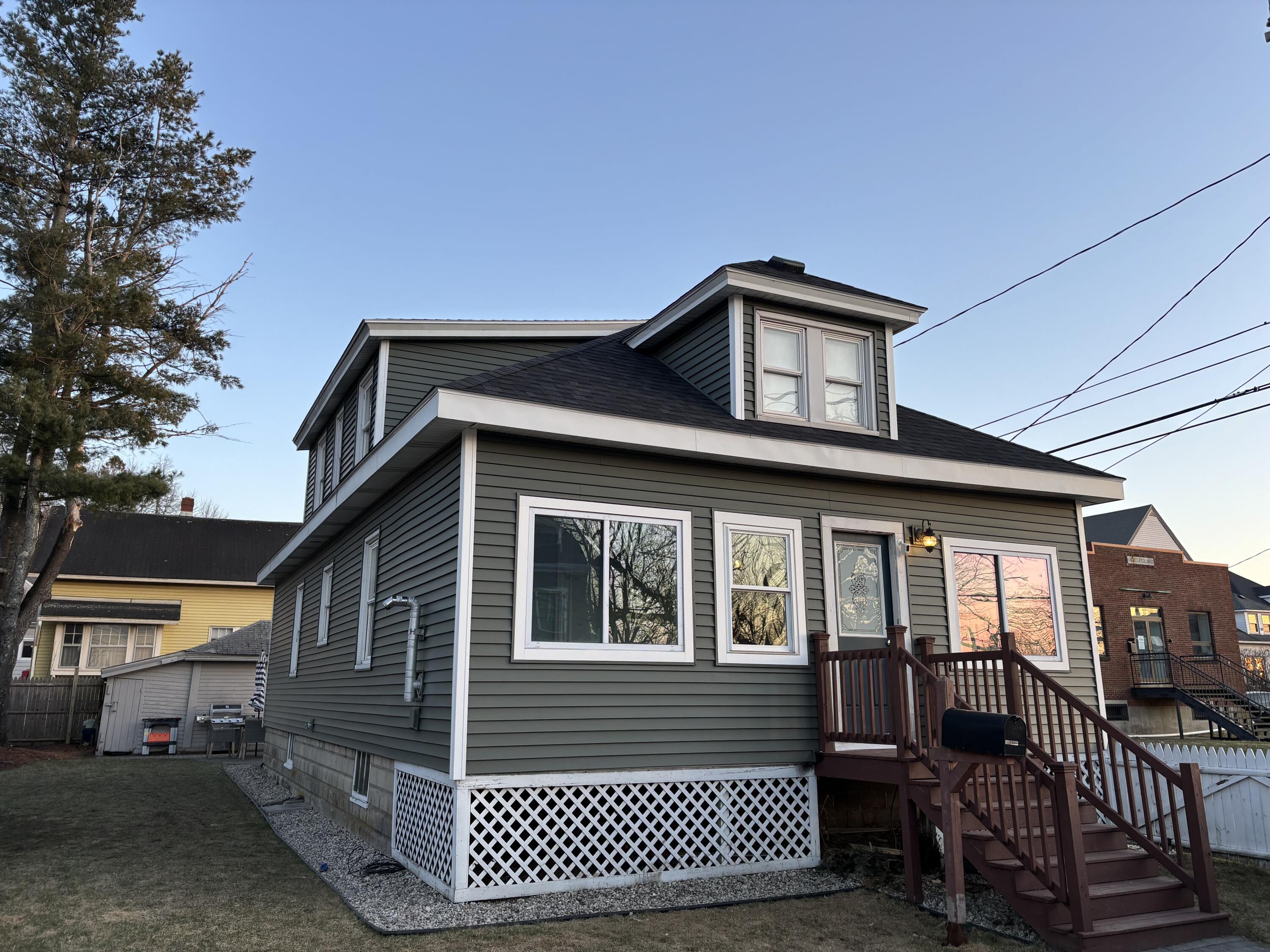 8 Walnut Street