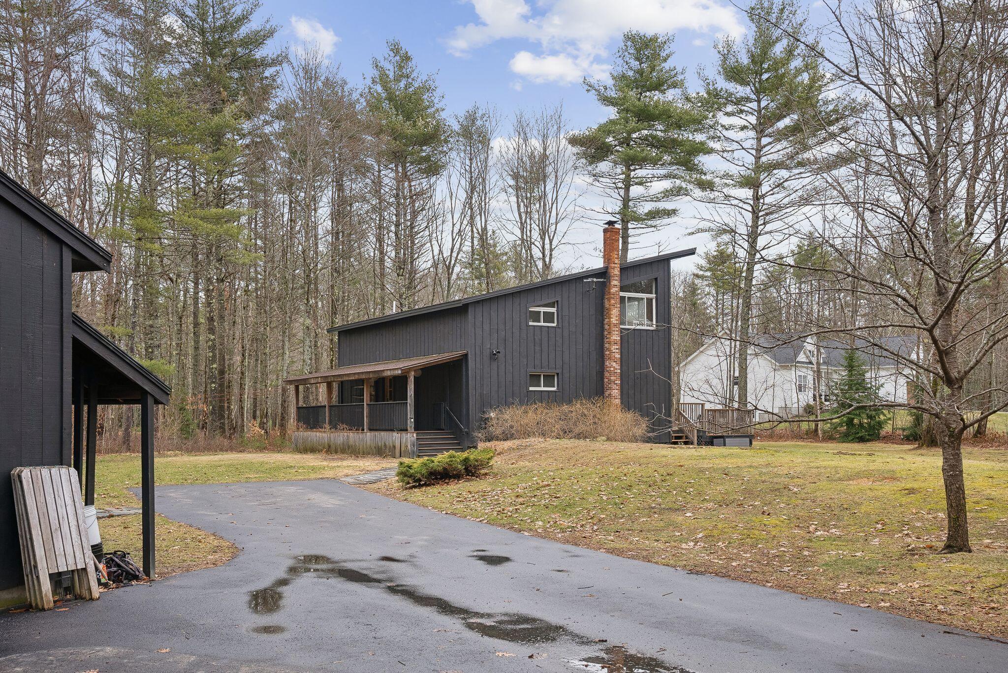 2 Timber Sands Drive