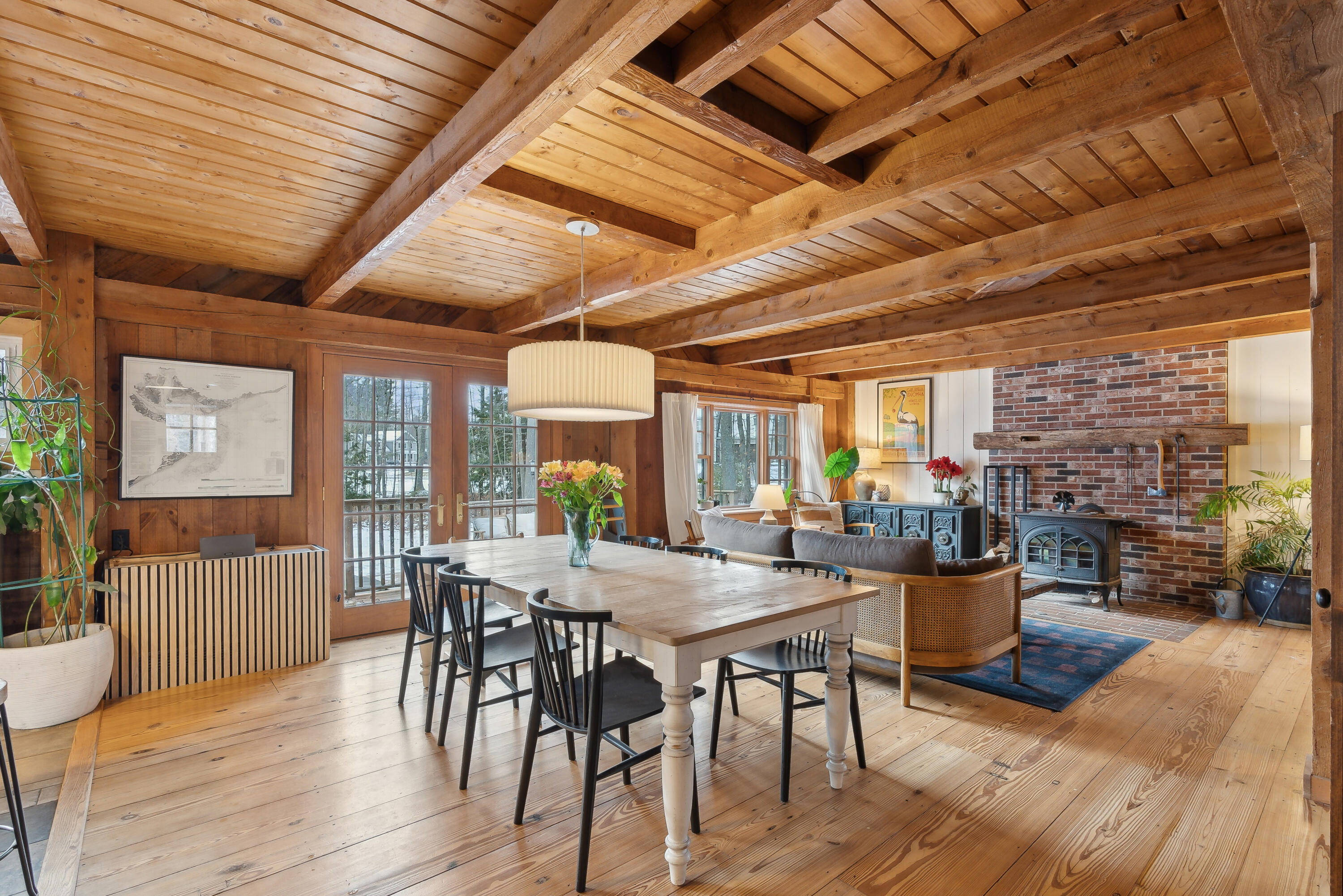 2 Timber Sands Drive