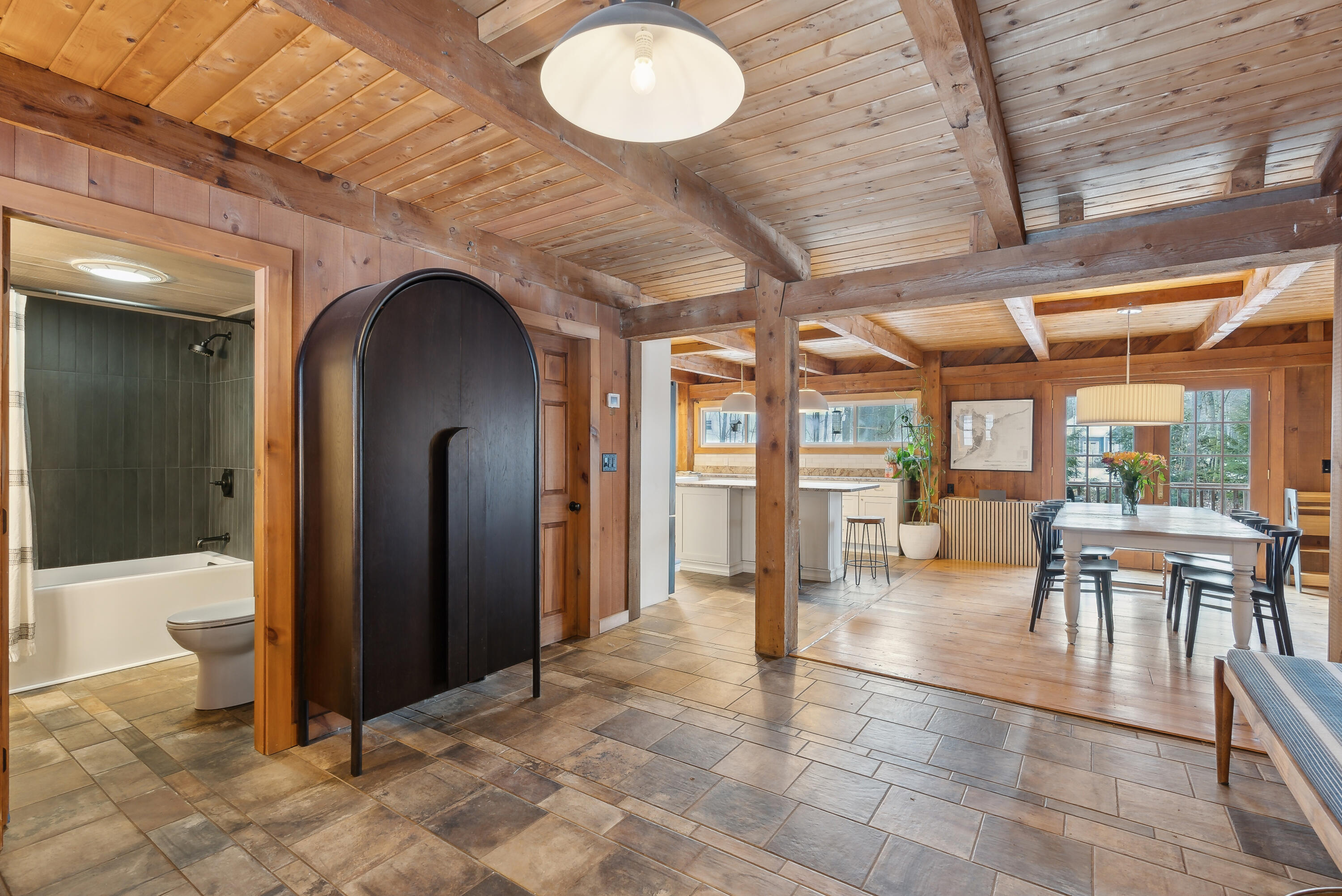 2 Timber Sands Drive