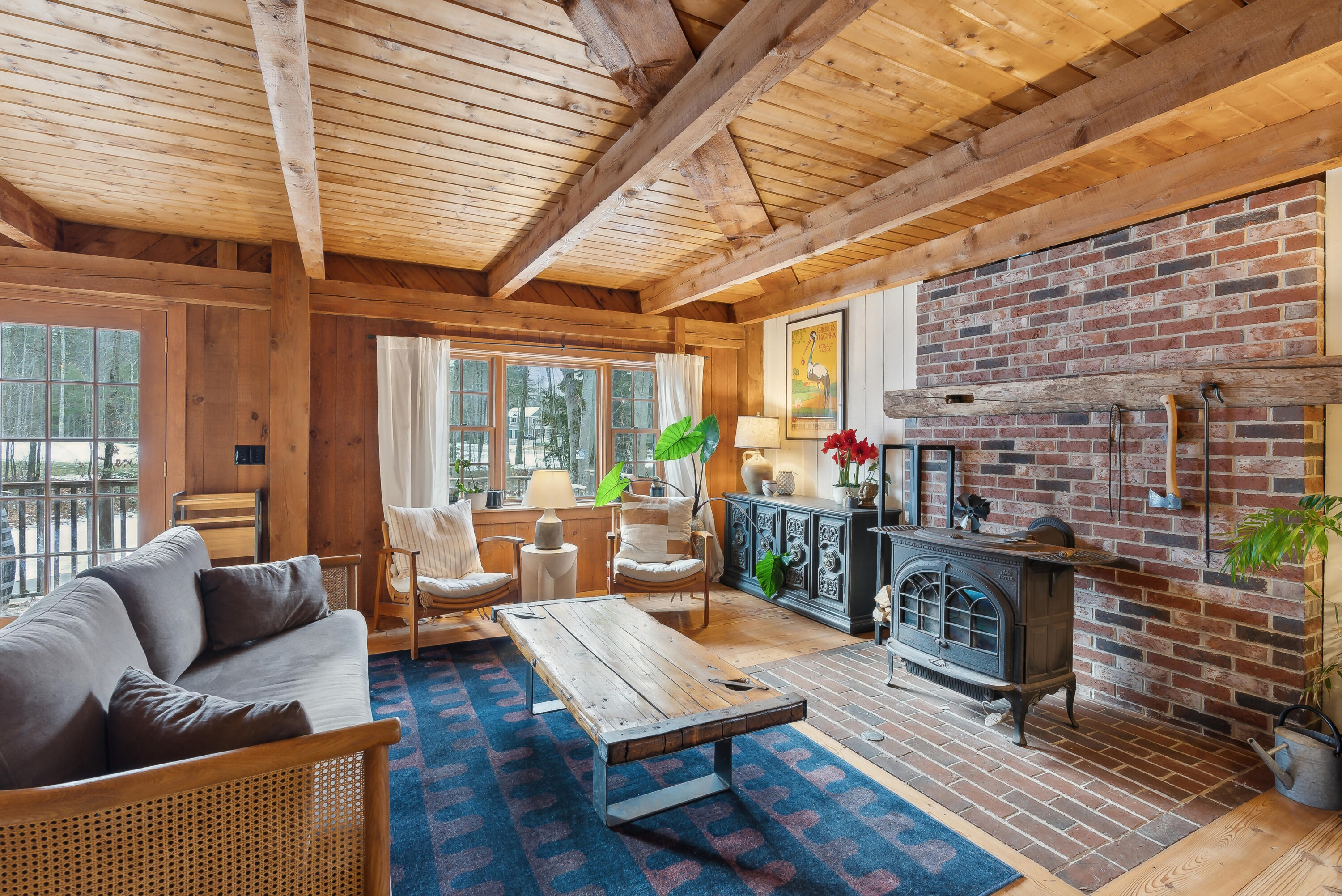 2 Timber Sands Drive