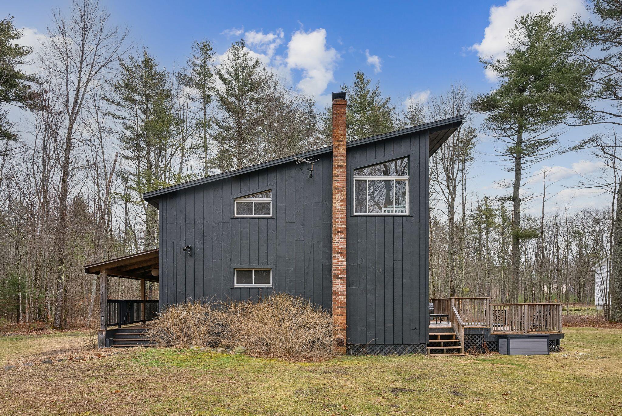 2 Timber Sands Drive