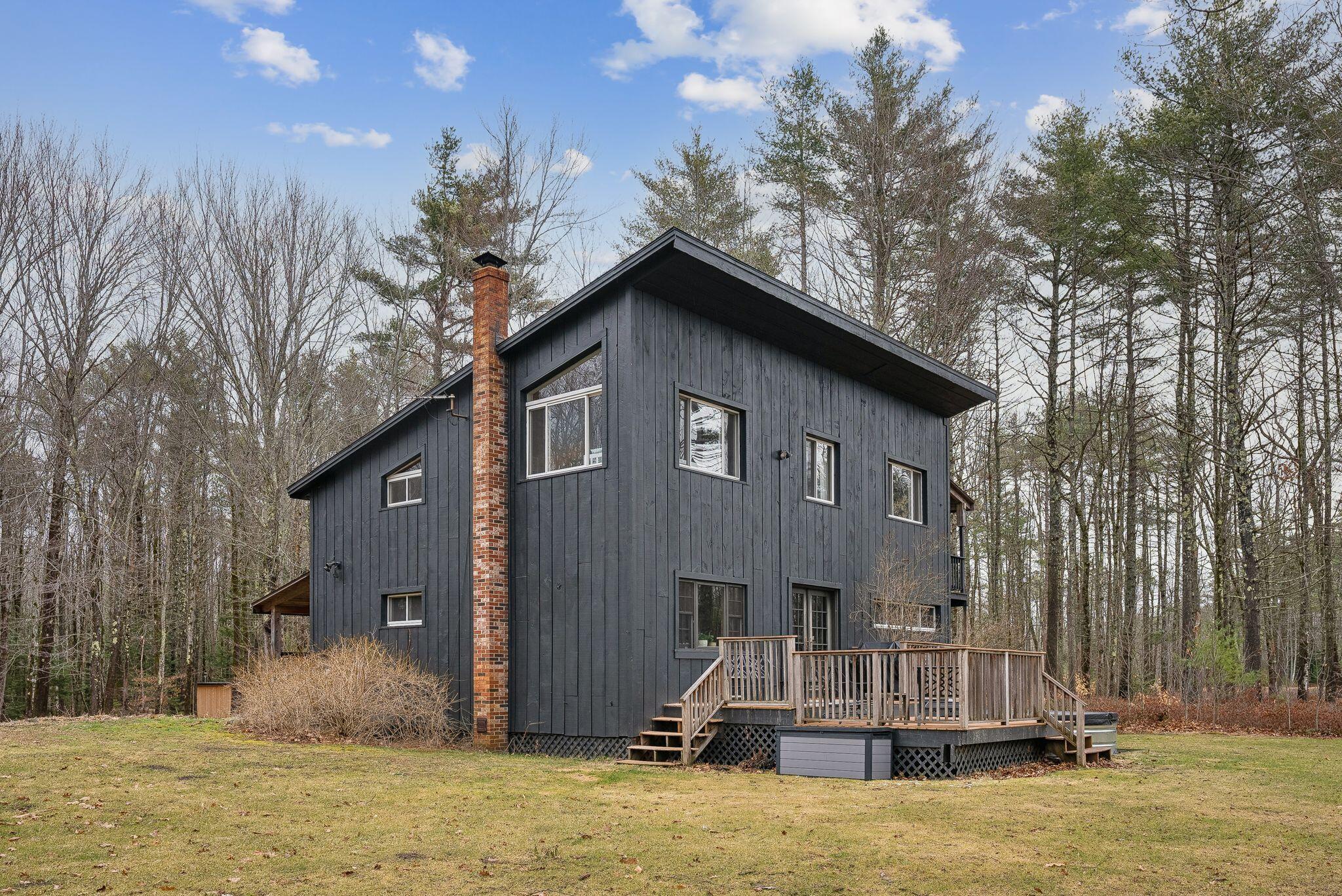 2 Timber Sands Drive