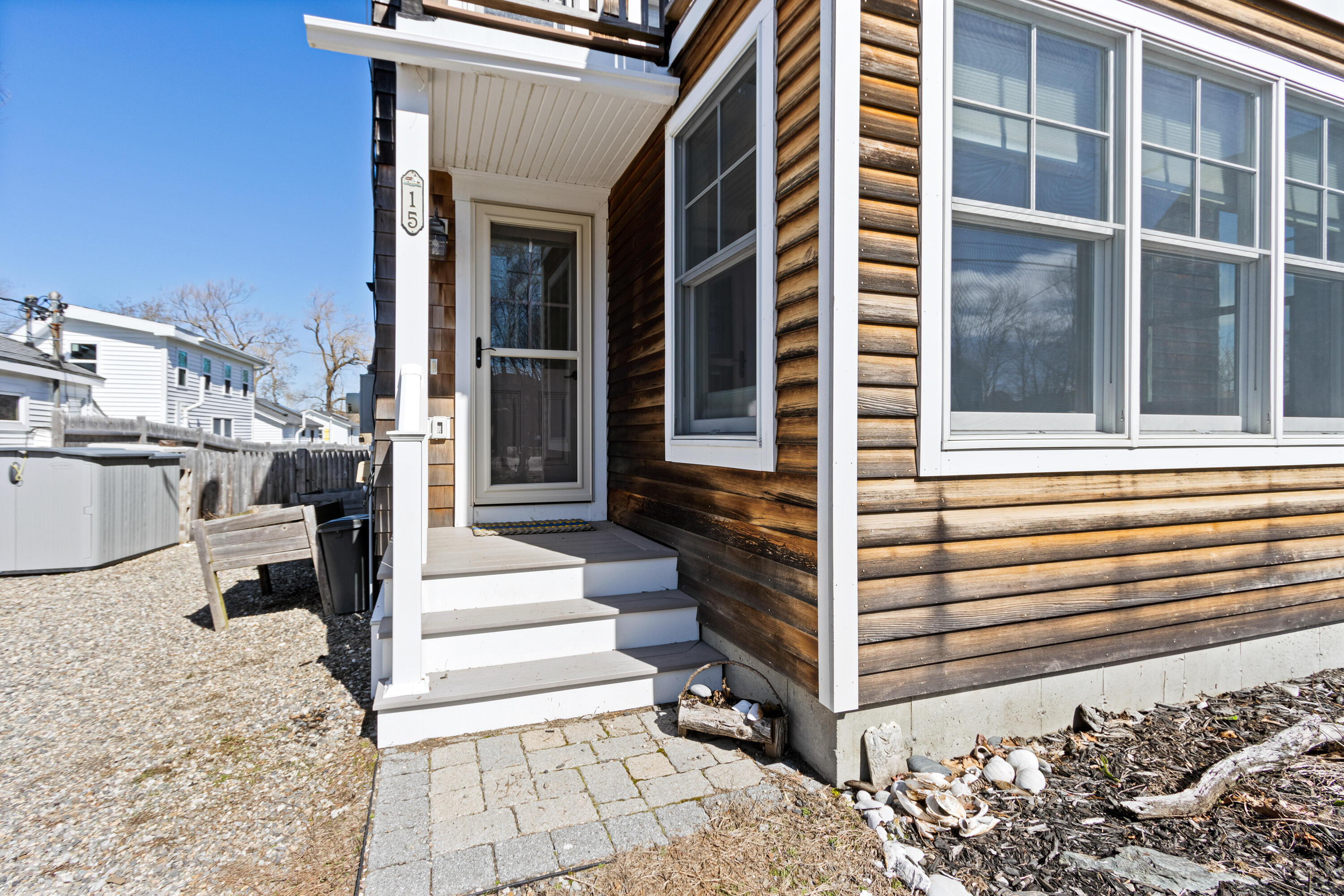 15 East Grand Avenue