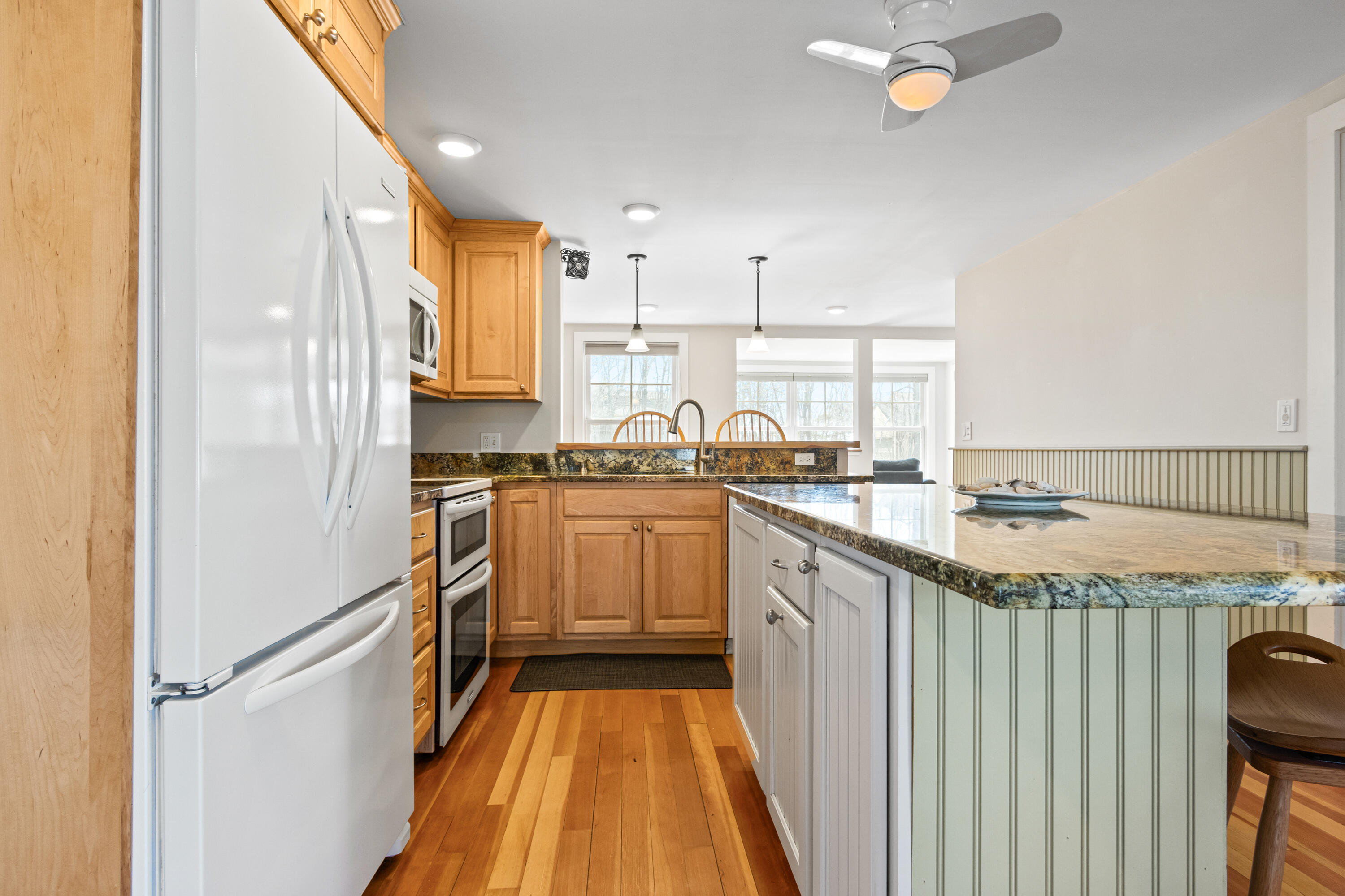 15 East Grand Avenue