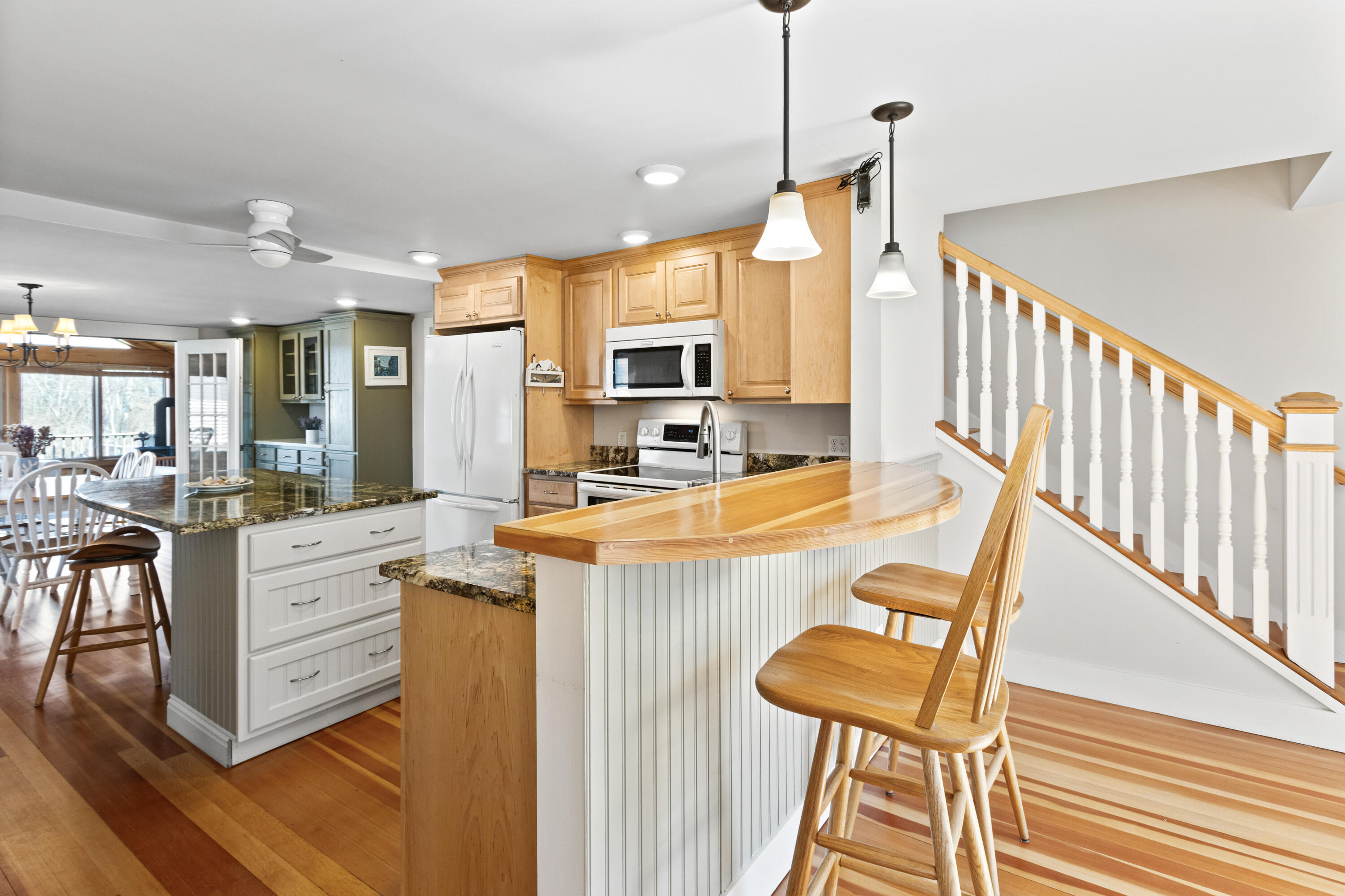 15 East Grand Avenue