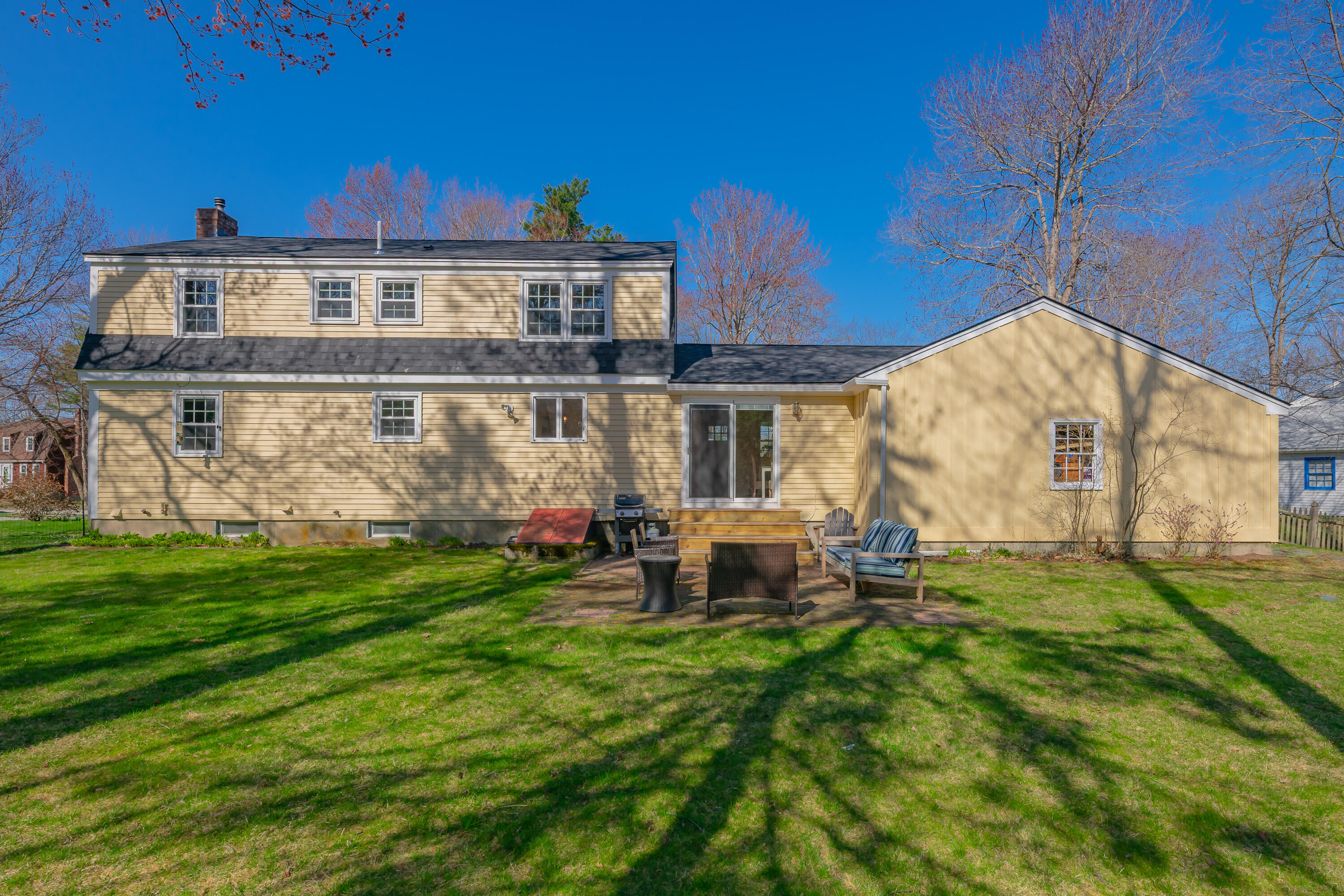 64 Brentwood Road
