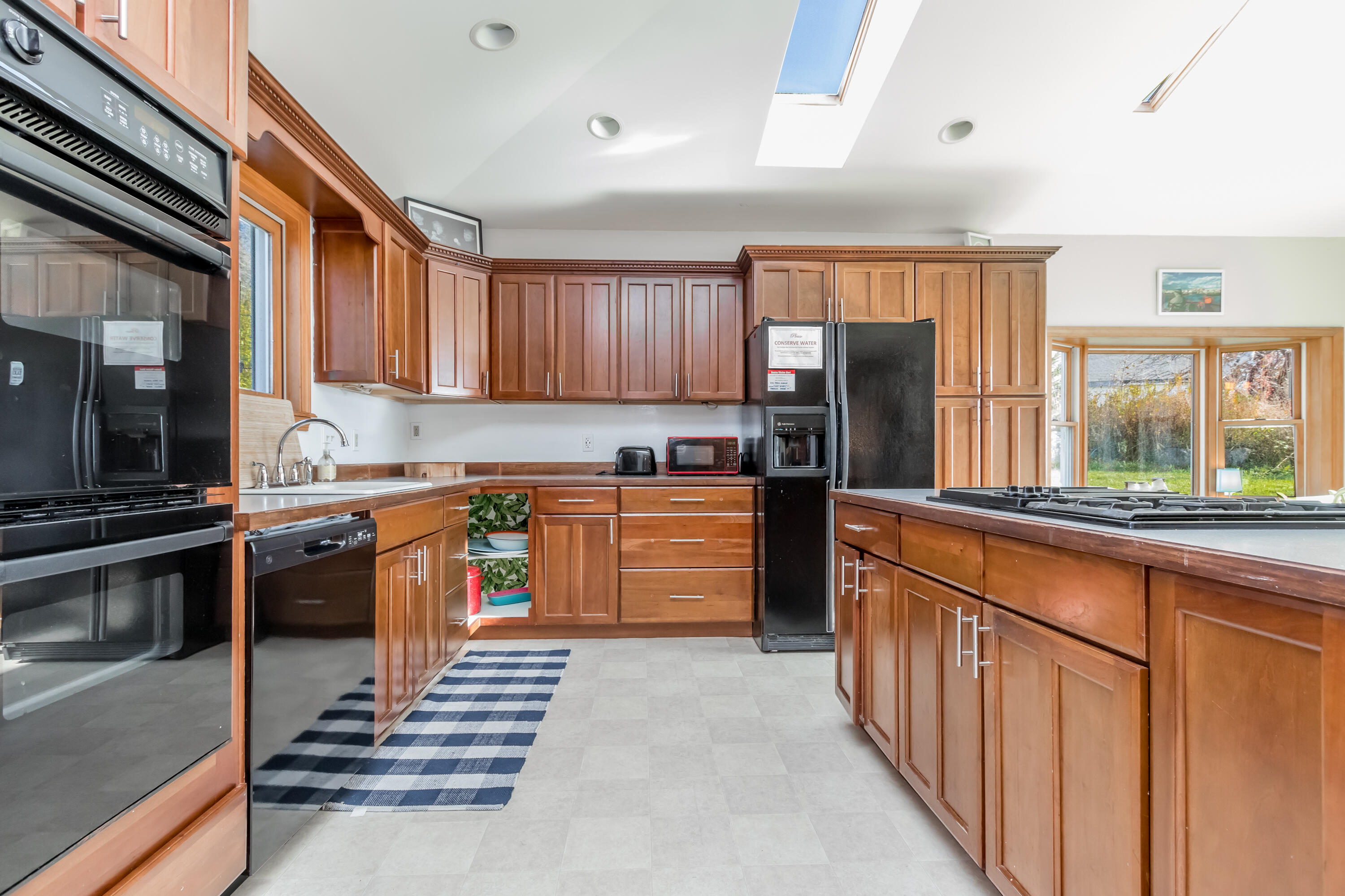474 Fern Avenue