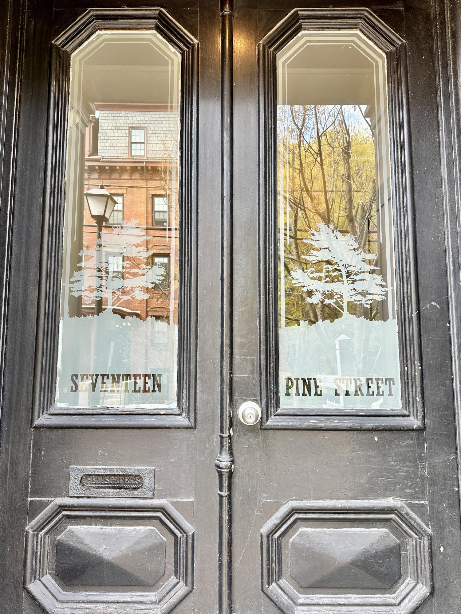 17 Pine Street, 1