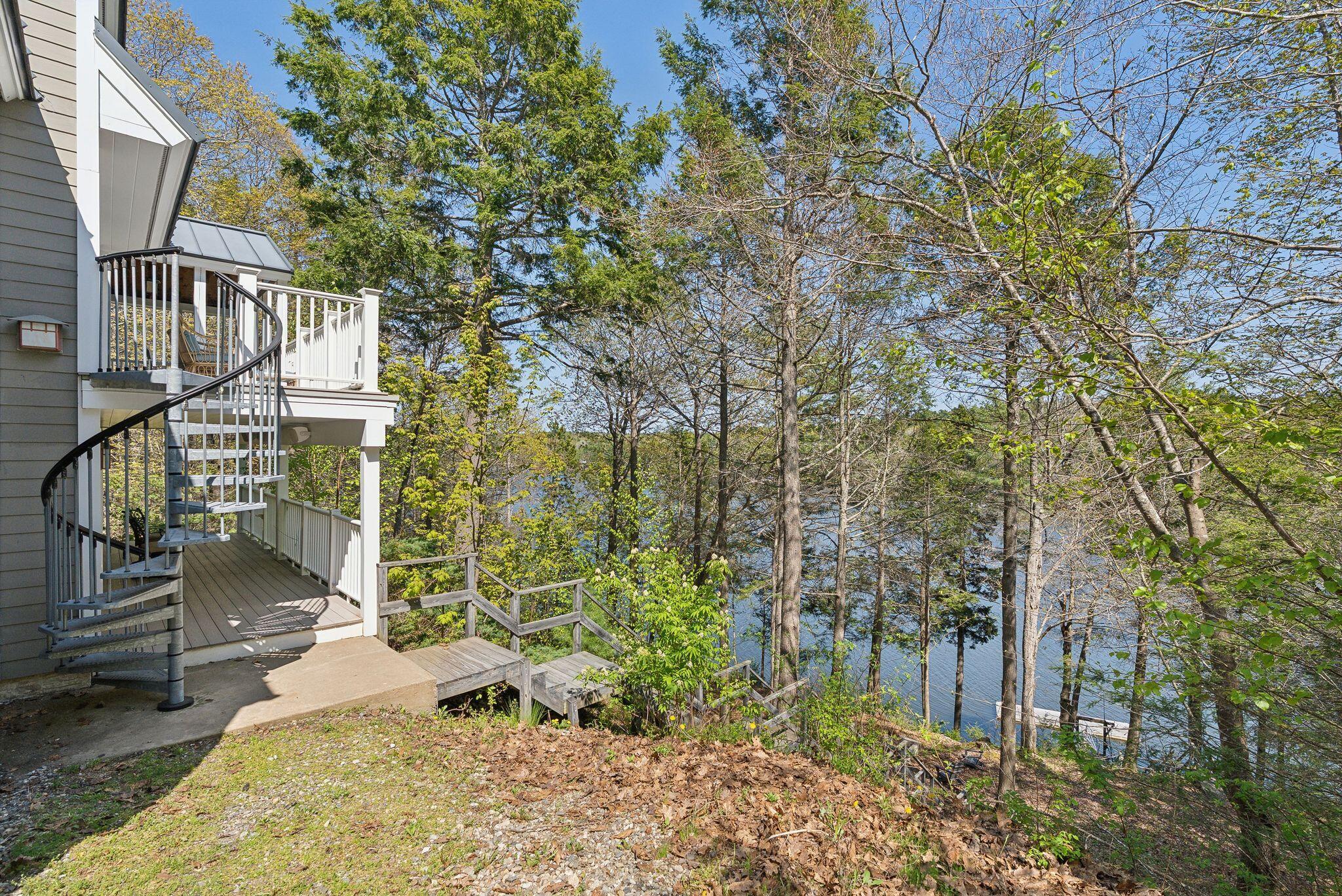 83 Cushman Point Road