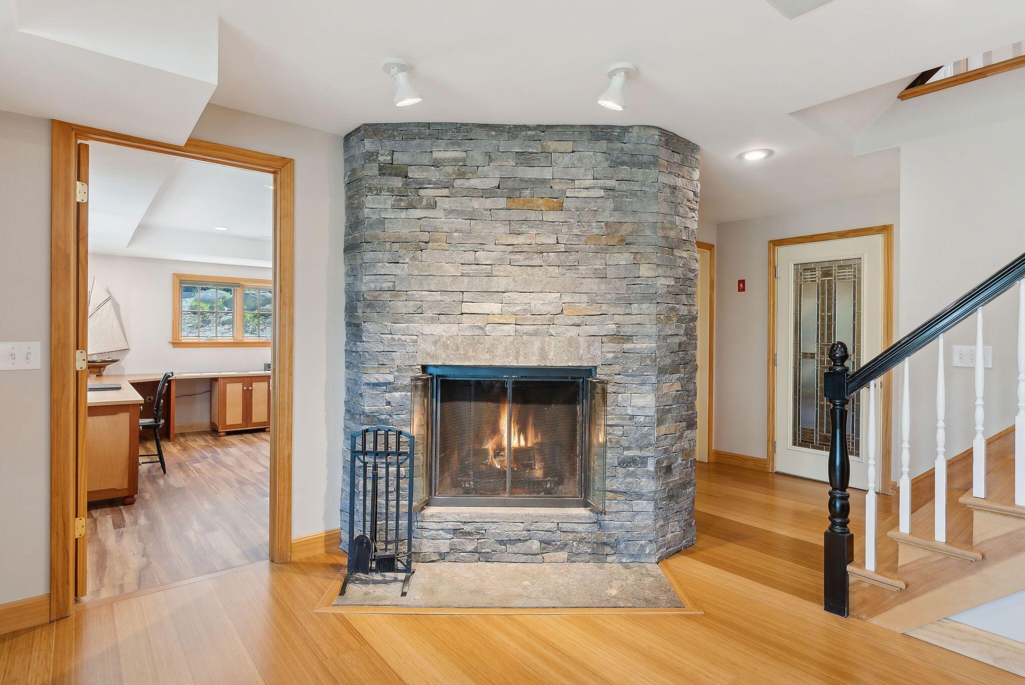 83 Cushman Point Road