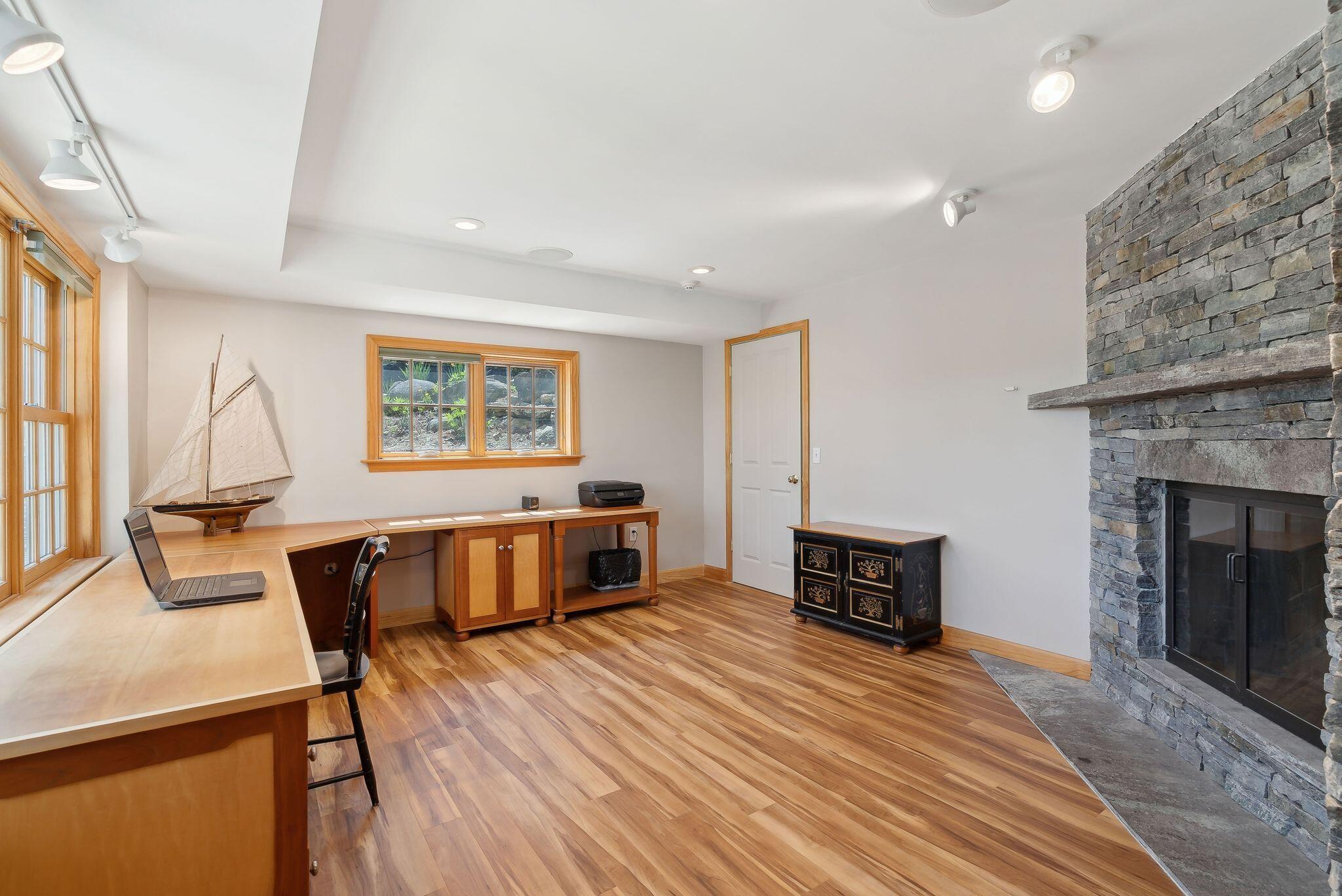 83 Cushman Point Road