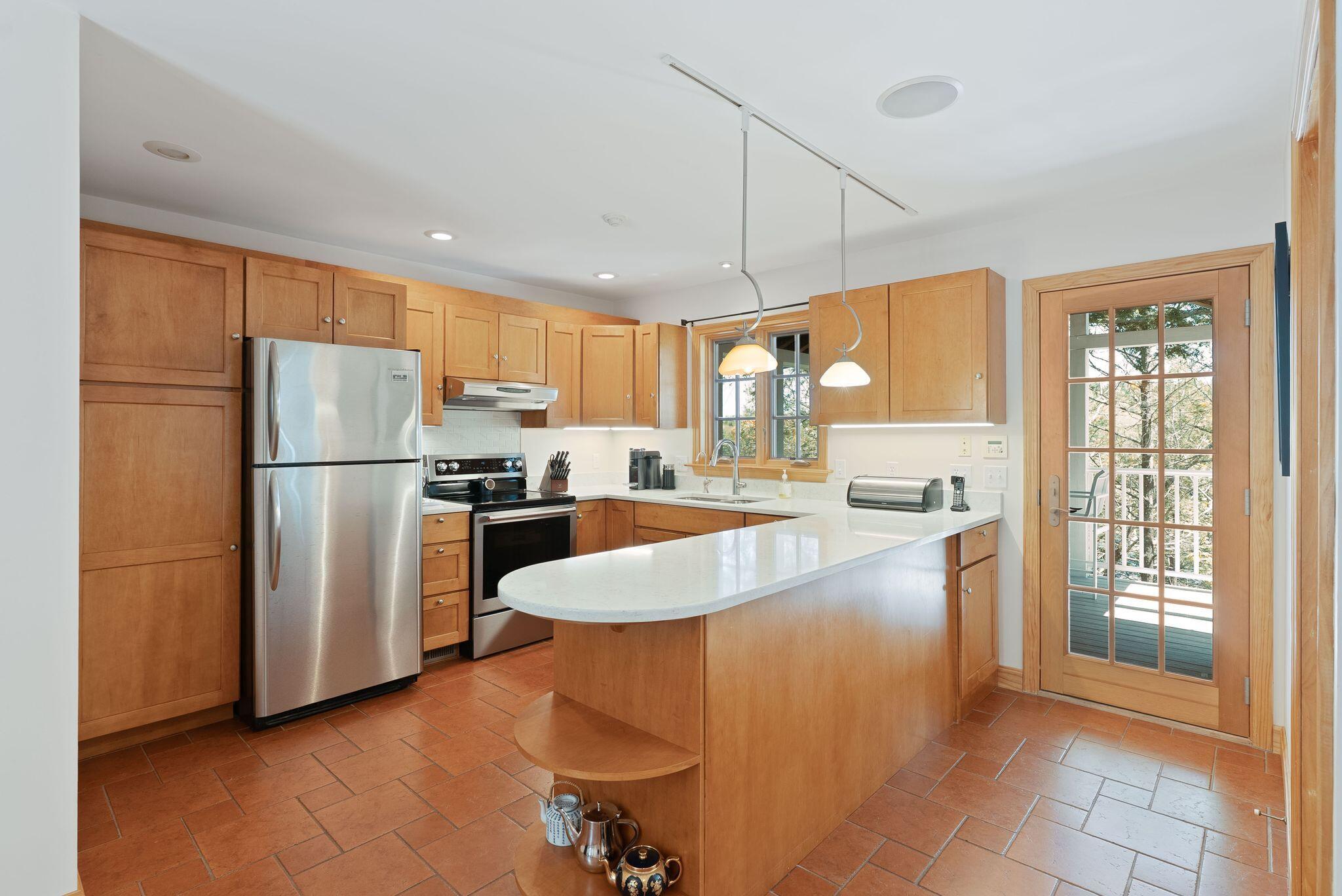 83 Cushman Point Road