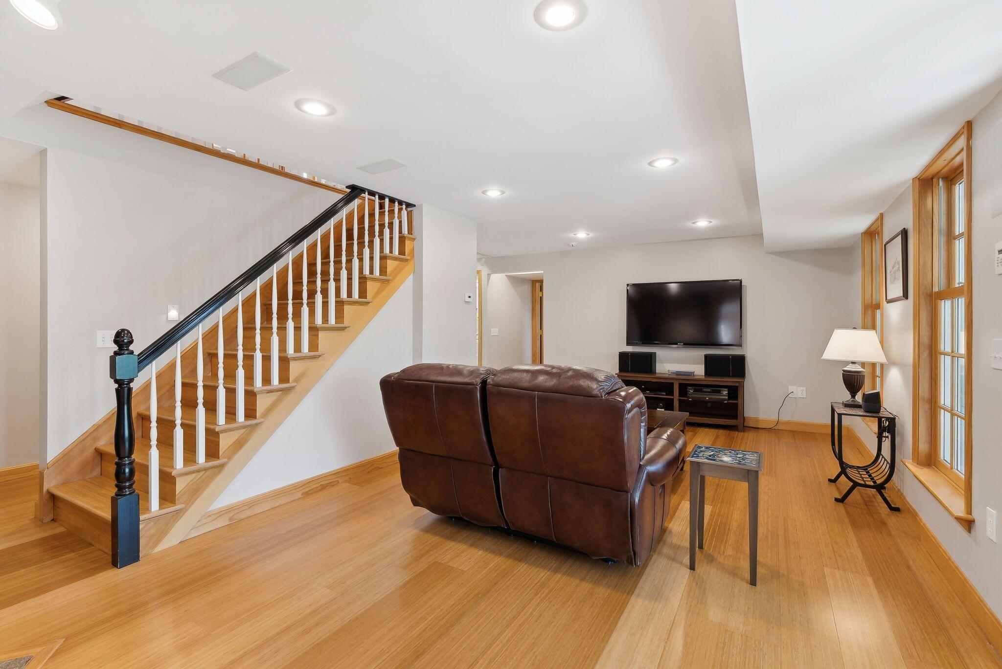 83 Cushman Point Road