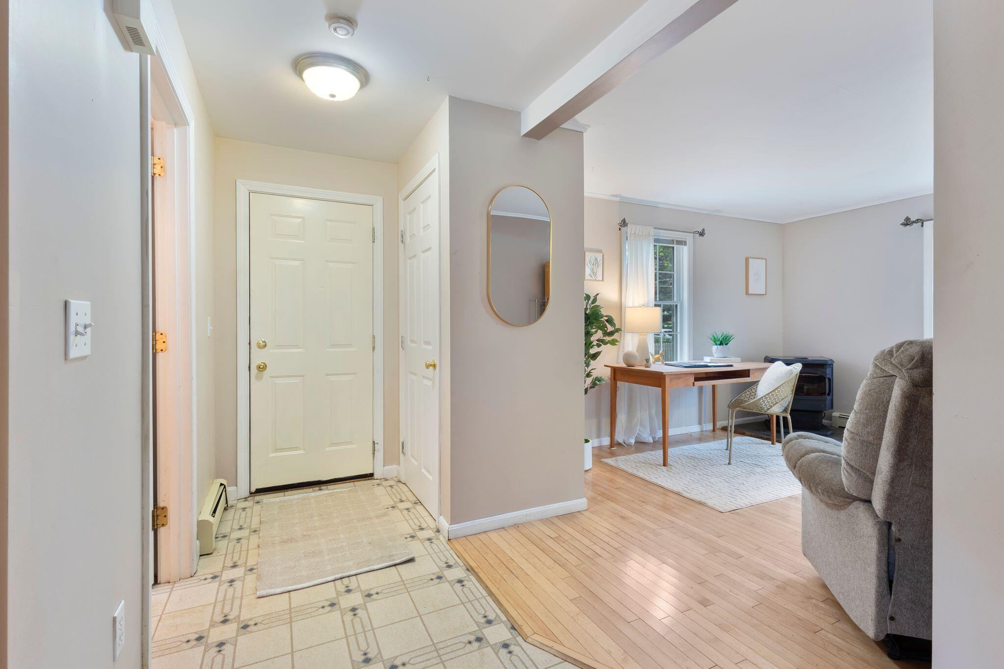 3 Foxwell Drive