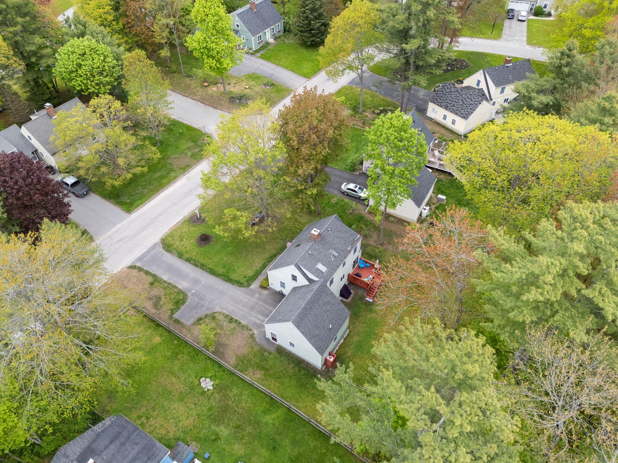 3 Foxwell Drive