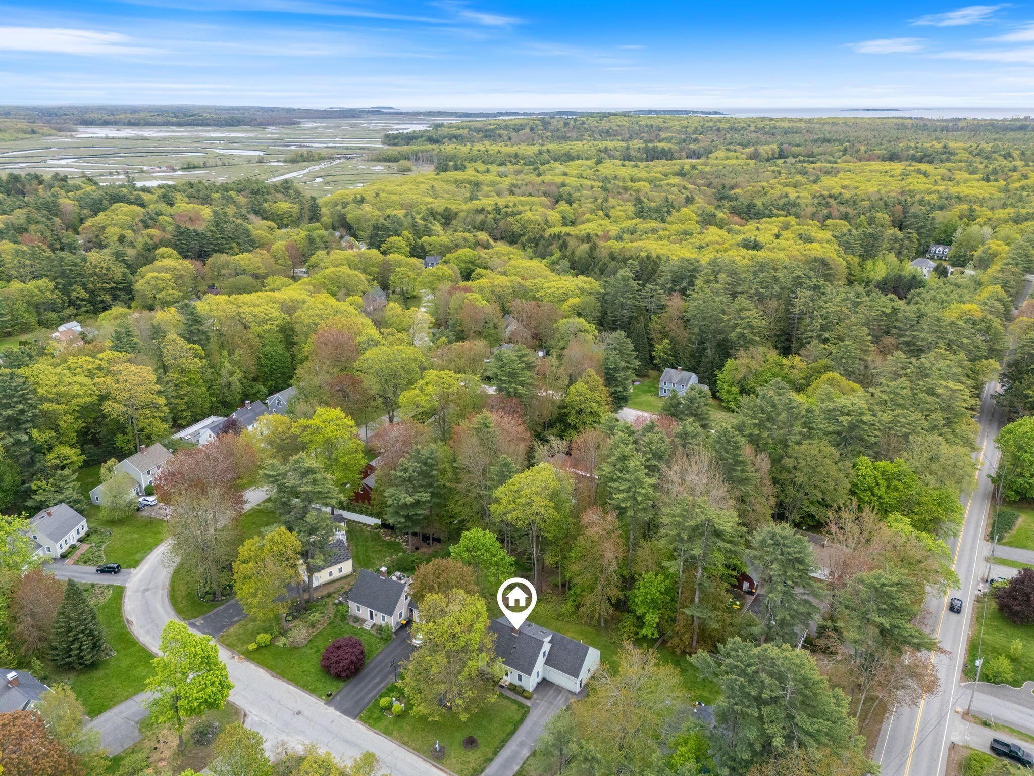 3 Foxwell Drive
