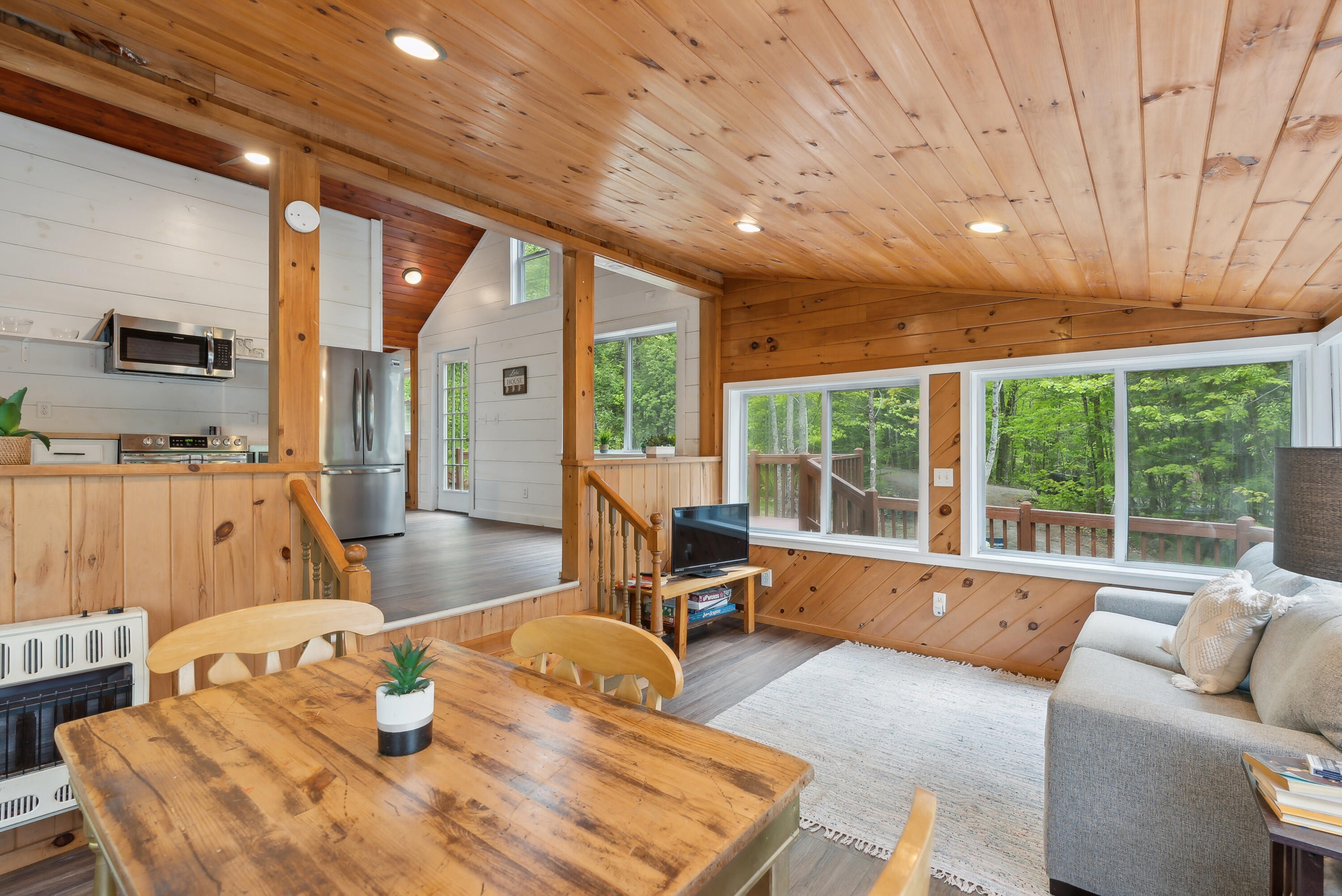 41 Boat Point Drive, 29