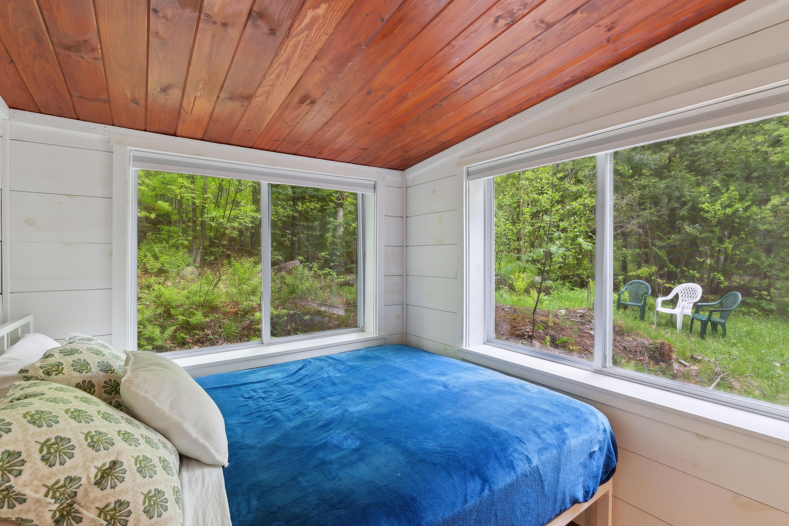 41 Boat Point Drive, 29