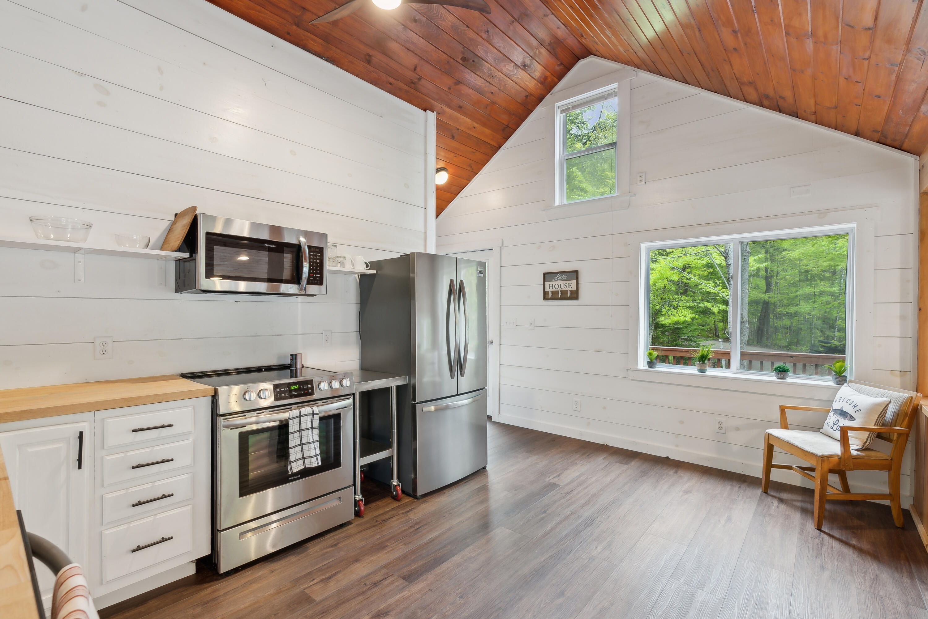 41 Boat Point Drive, 29